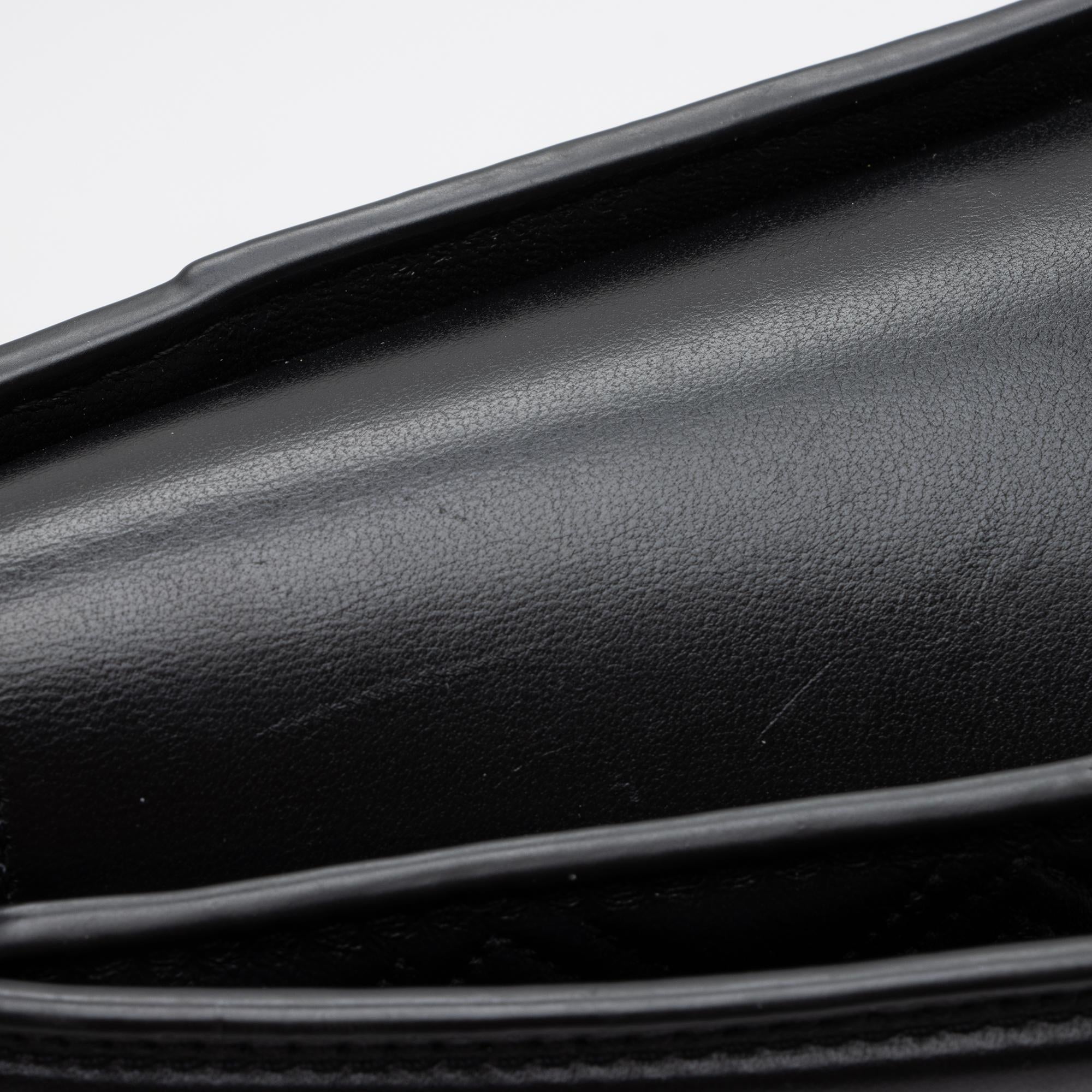 Tory Burch Leather Fleming Convertible Shoulder Bag (SHF-VCf58M)