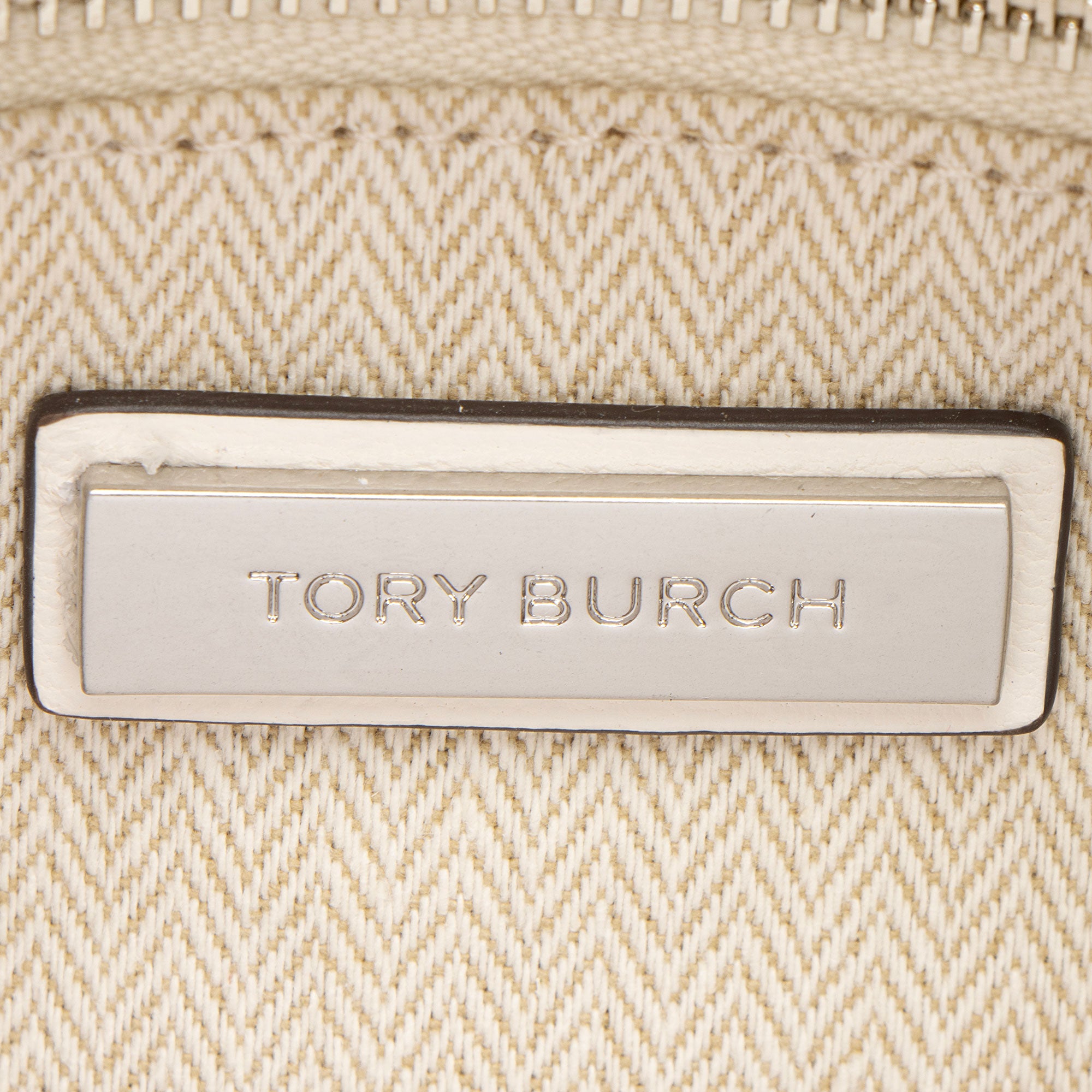 Tory Burch Leather Jeweled Kira Small Camera Bag (SHF-KqArRb)
