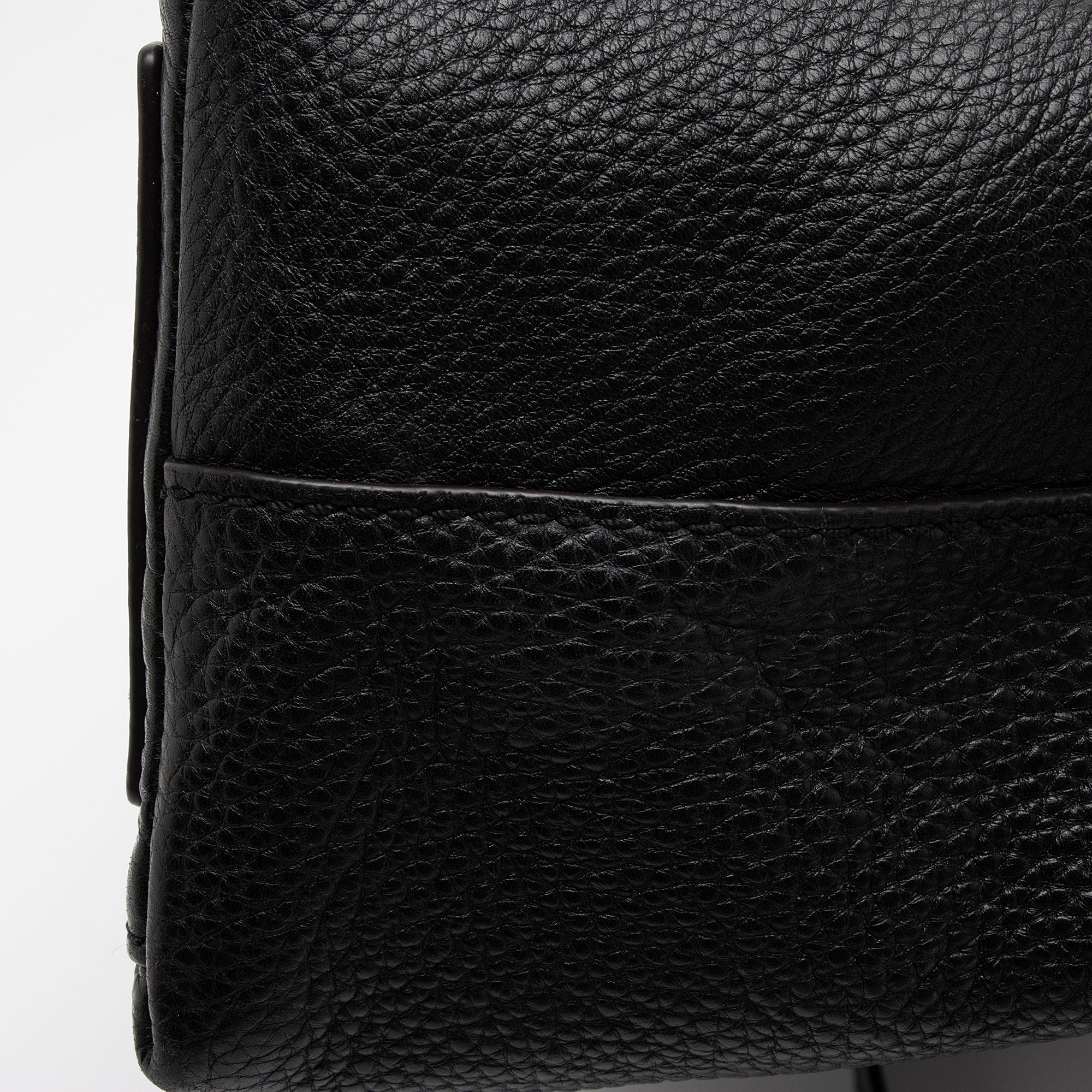 Tory Burch Leather McGraw Triple Compartment Tote (SHF-JTr34t)