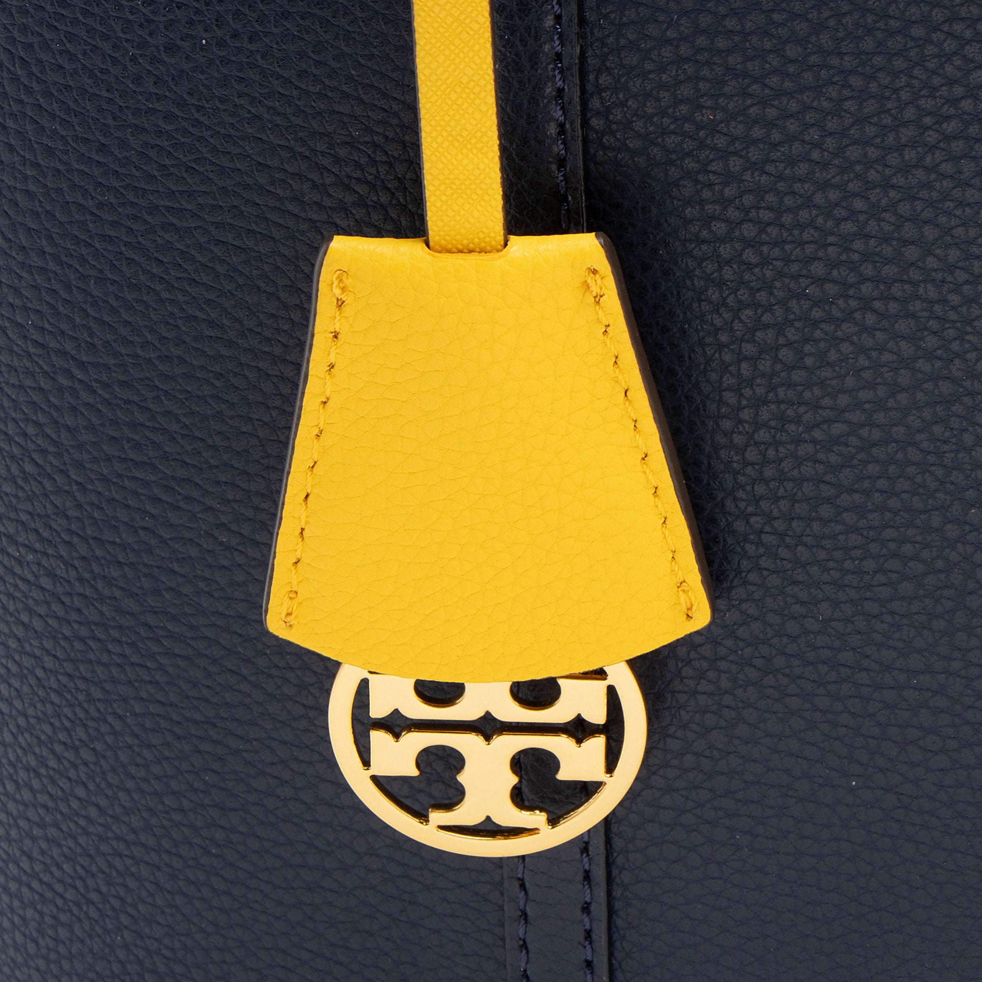 Tory Burch Leather Perry Triple Compartment Tote (SHF-ySwad0)