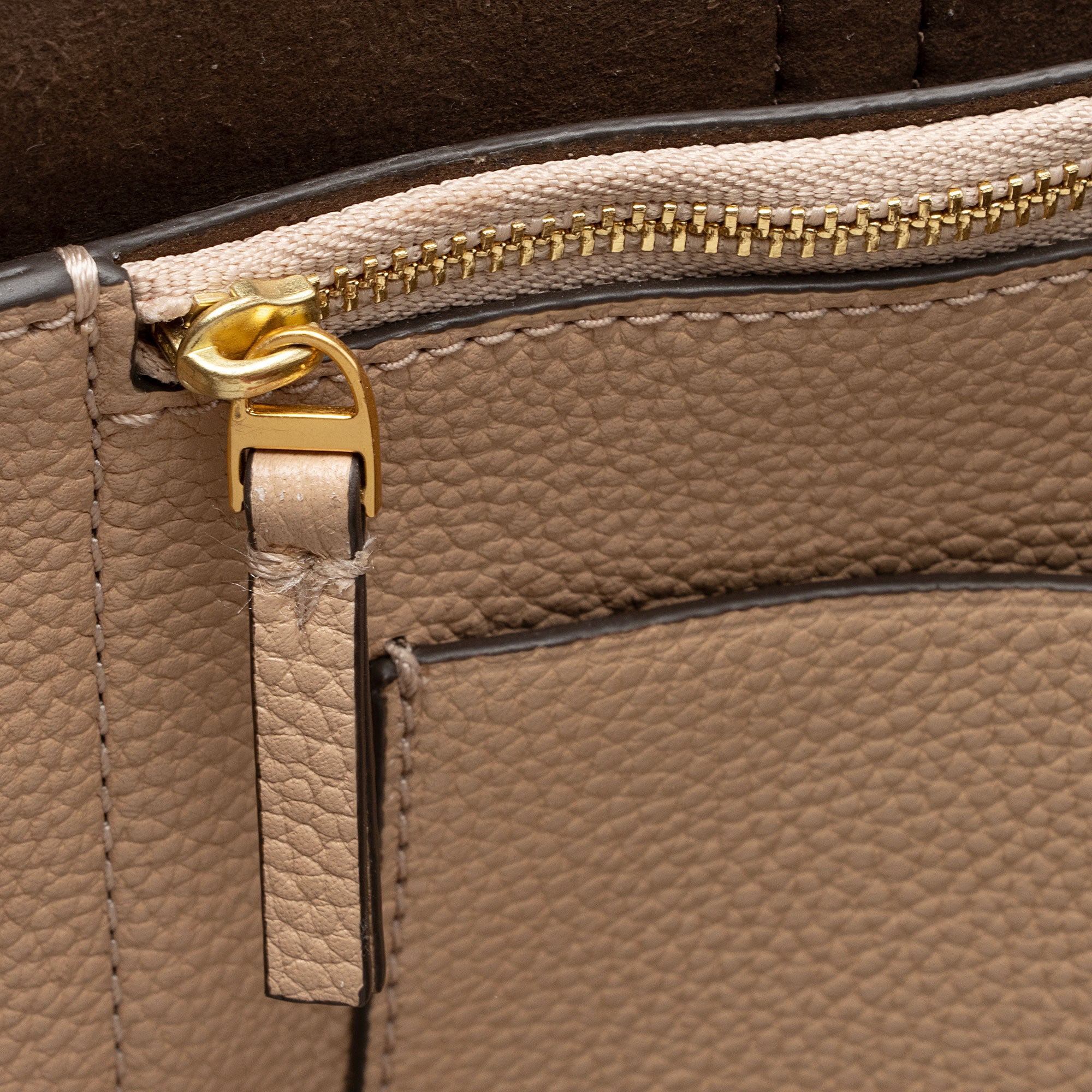 Tory Burch Leather Tote (SHF-B4lOa8)