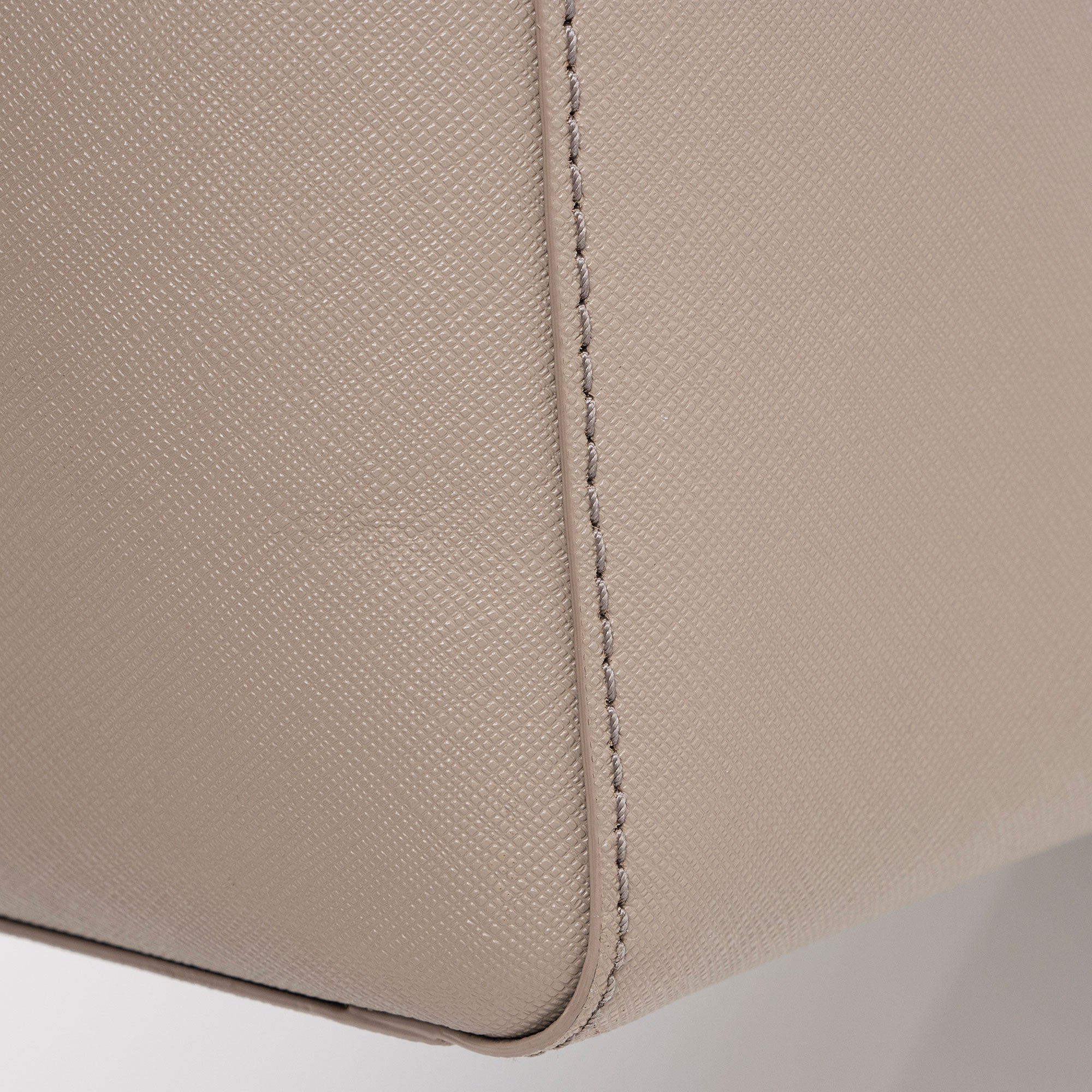 Tory Burch Leather York Tote (SHF-yExcPx)