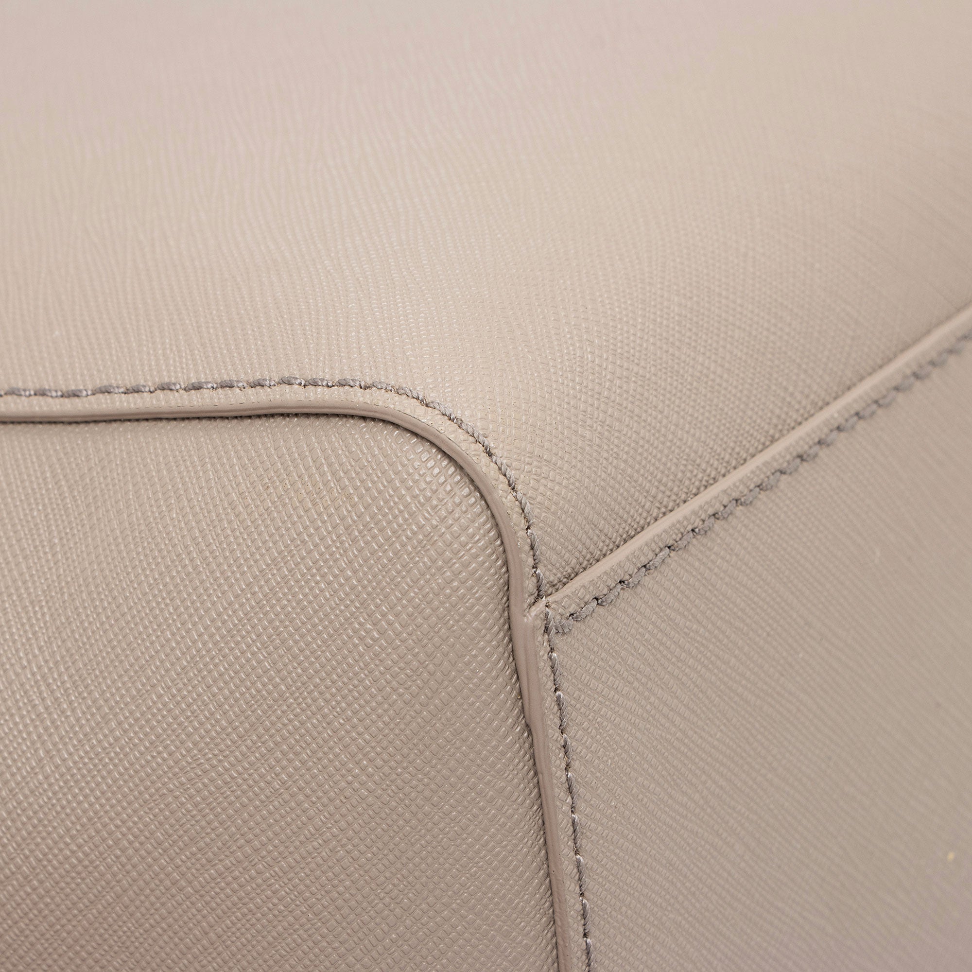 Tory Burch Leather York Tote (SHF-yExcPx)
