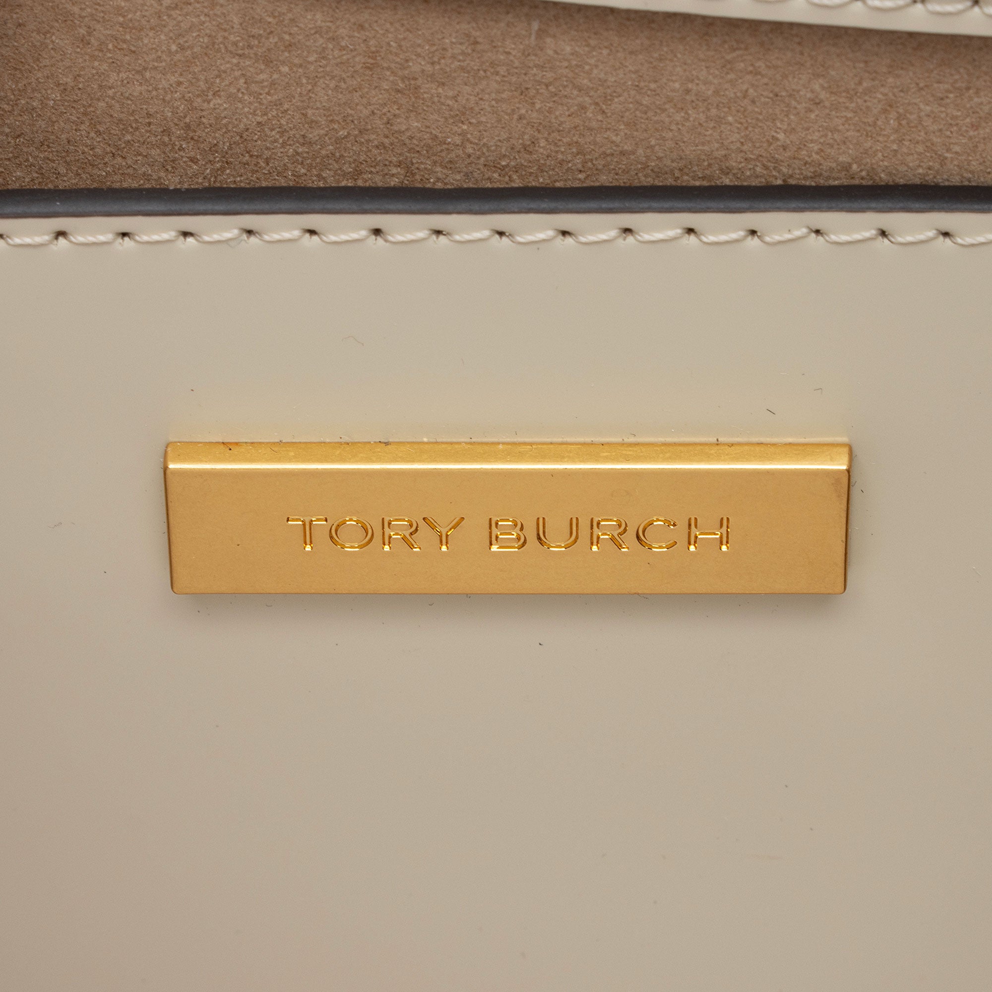 Tory Burch Patent Leather Robinson Convertible Shoulder Bag (SHF-yyx9MY)