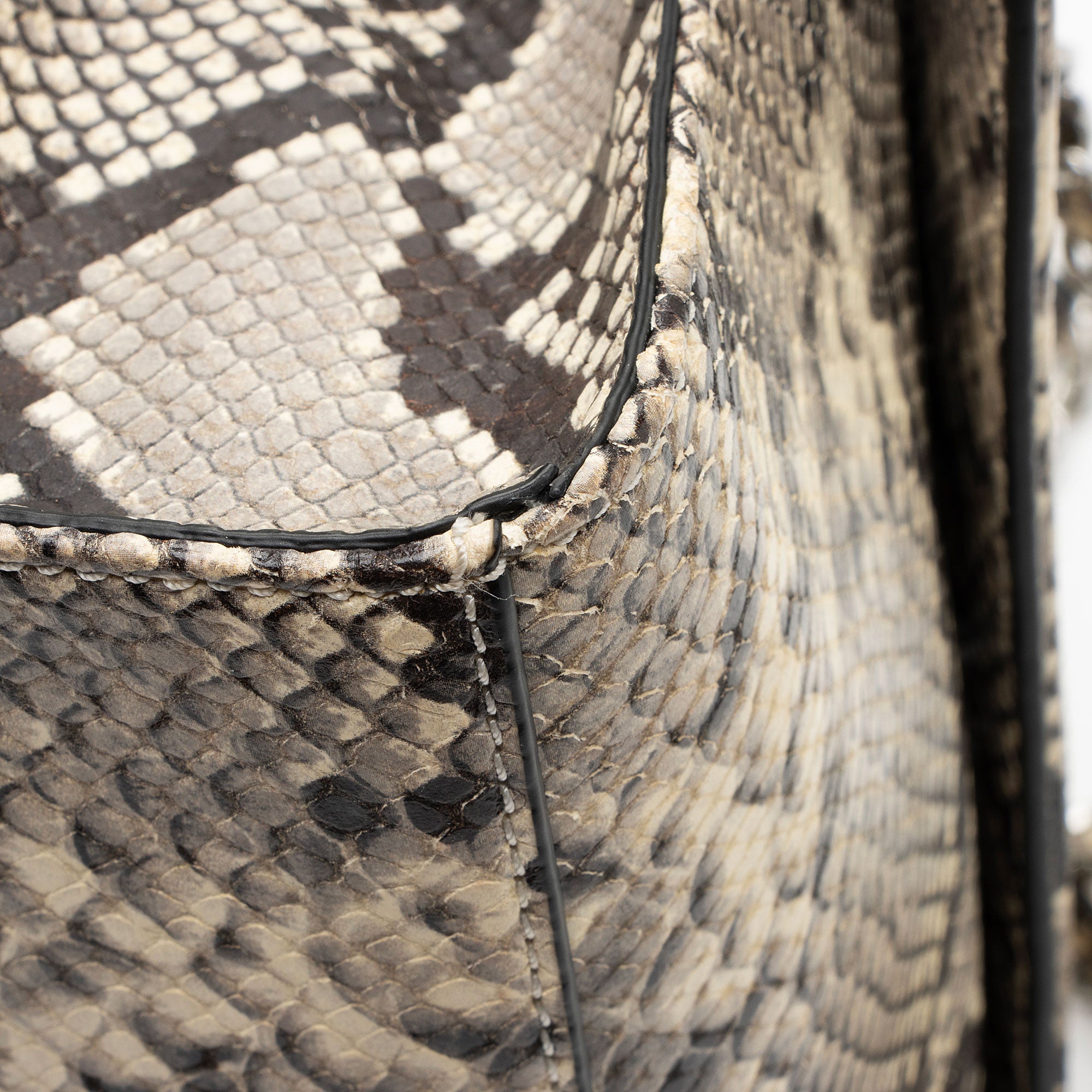 Tory Burch Snakeskin Embossed Leather Shoulder Bag (SHF-5081PS)