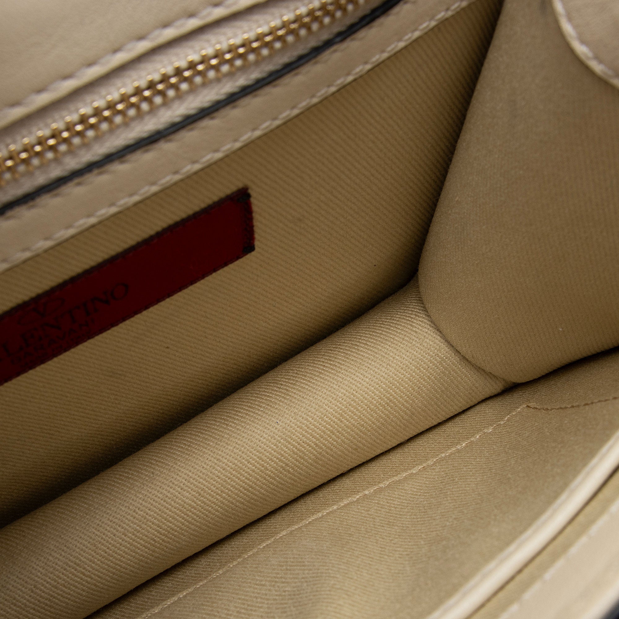 Valentino Calfskin Glam Lock Small Shoulder Bag (SHF-EgjKxt)