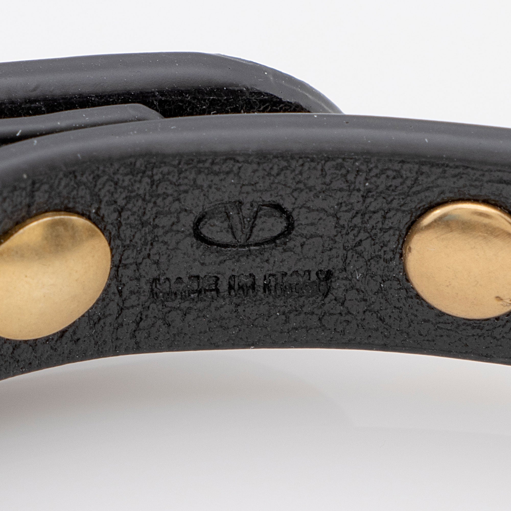 Valentino Calfskin Rockstud Bracelet (SHF-eHe5uM)