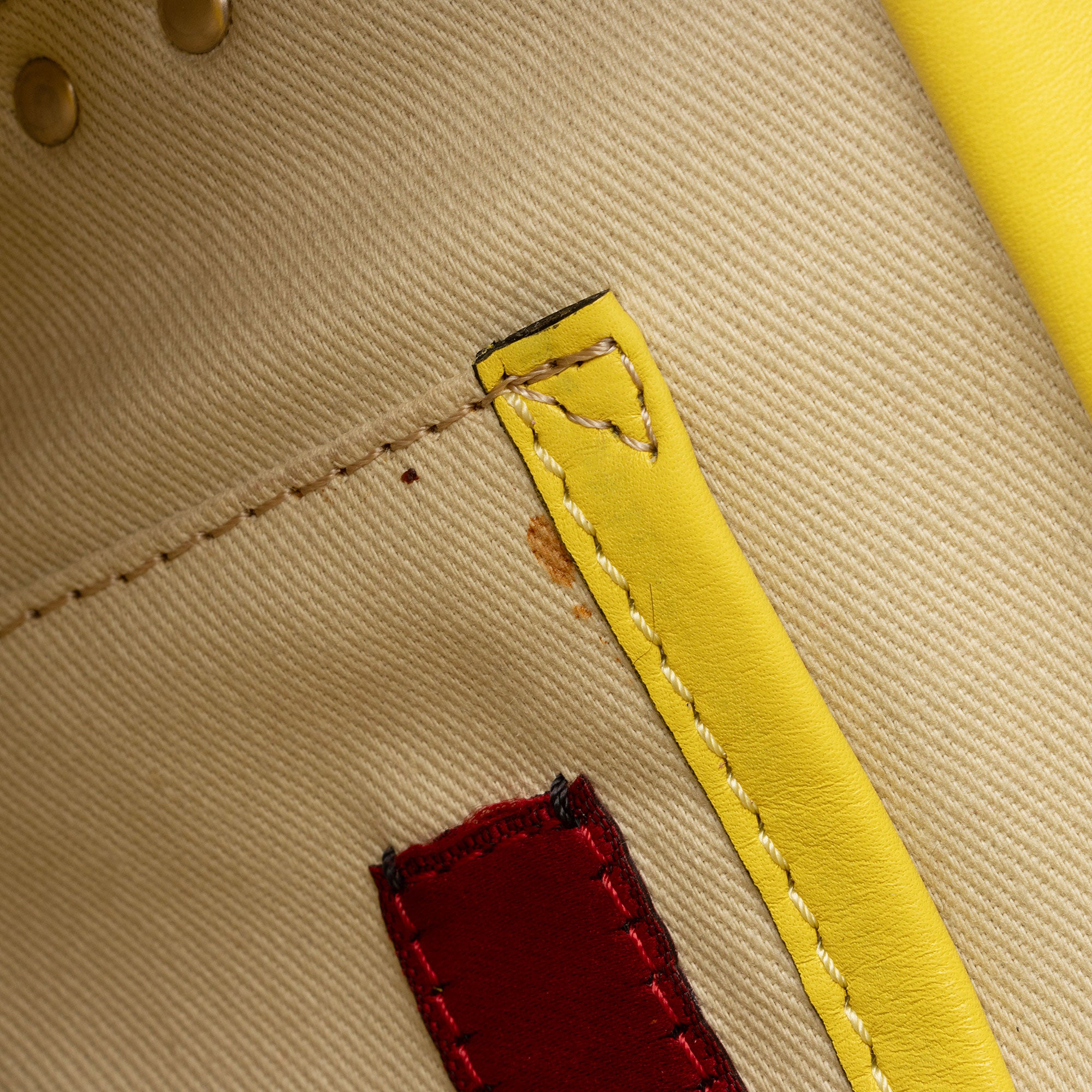 Valentino Calfskin Rockstud Double Handle Mini Tote (SHF-8c9L8s)