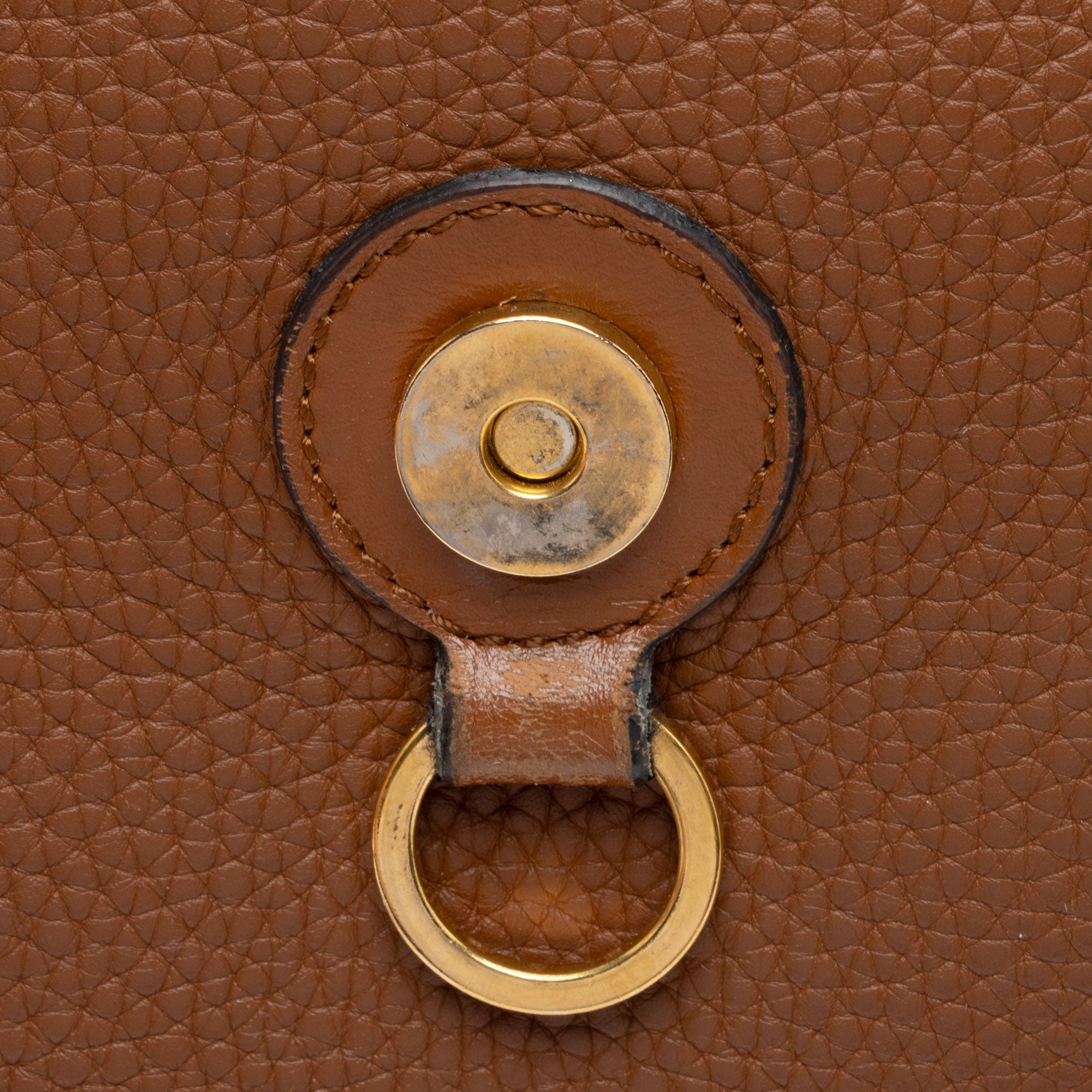 Valentino Calfskin Vring Flap Saddle Bag (SHF-Wbg0DV)