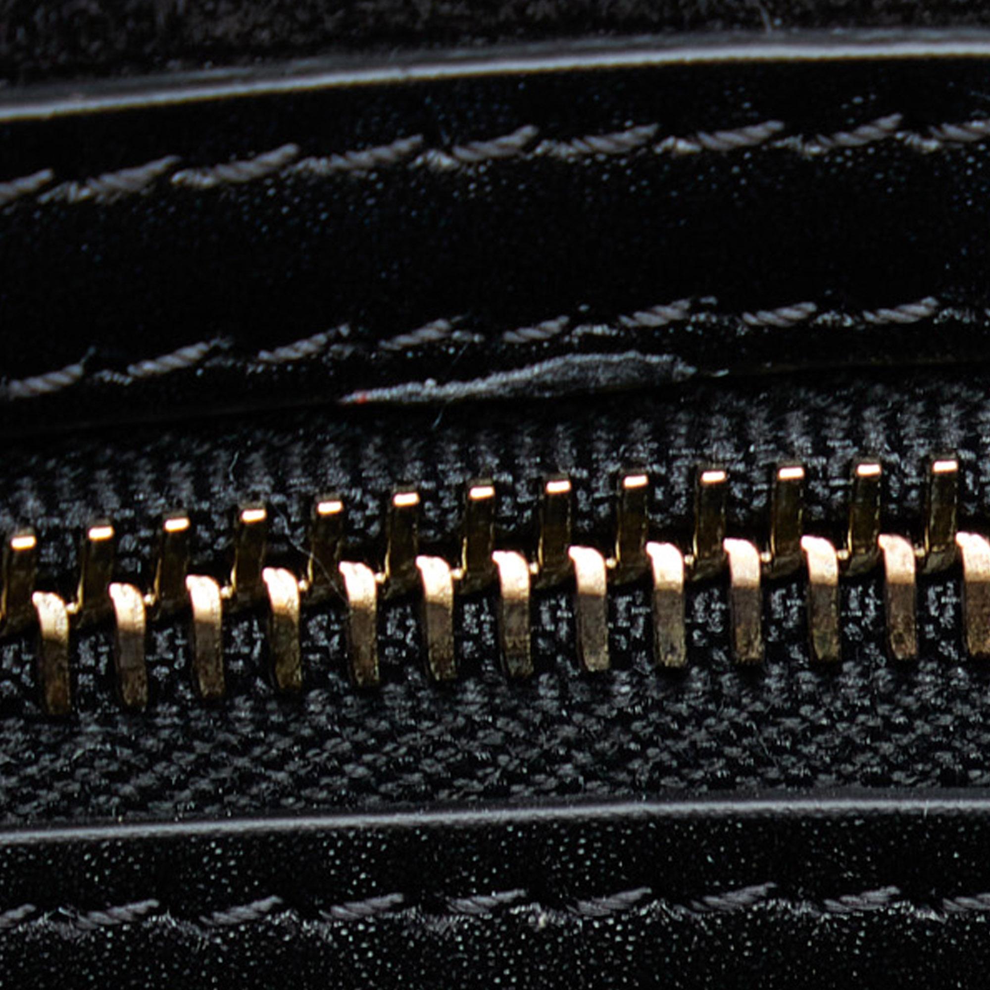 Valentino Demilune Rockstud Satchel (SHG-YVg0fW)