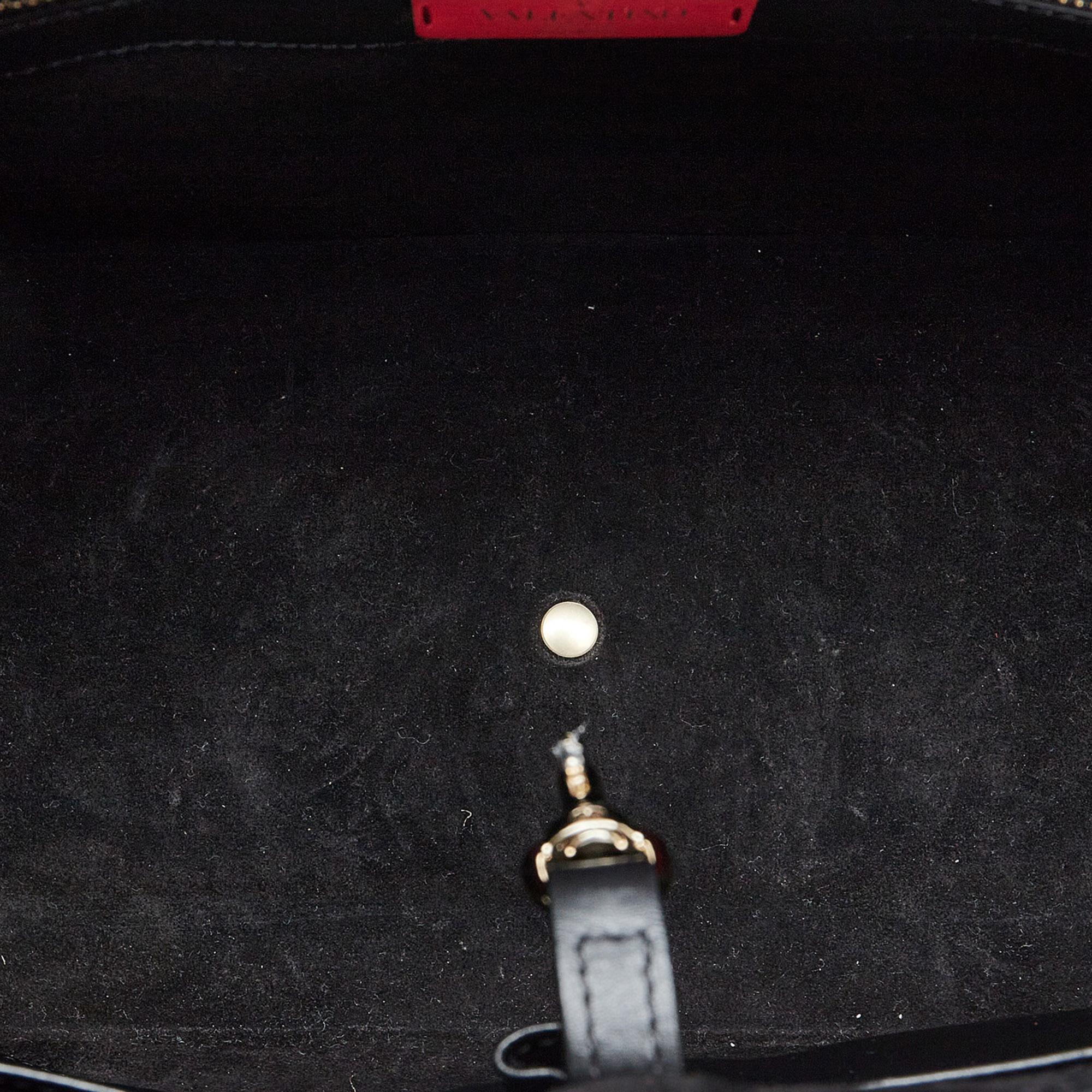 Valentino Demilune Rockstud Satchel (SHG-YVg0fW)