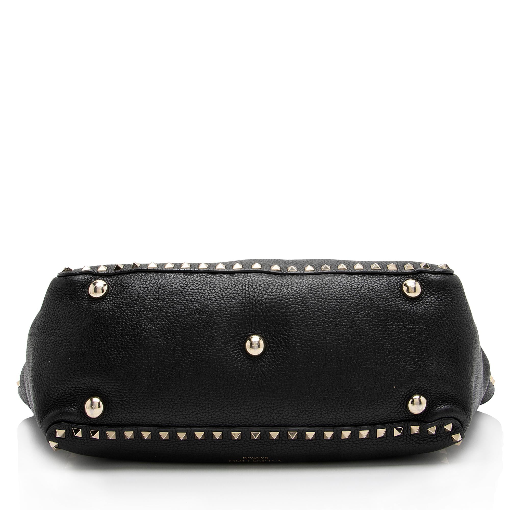 Valentino Grainy Calfskin Rockstud Medium Tote (SHF-23281)