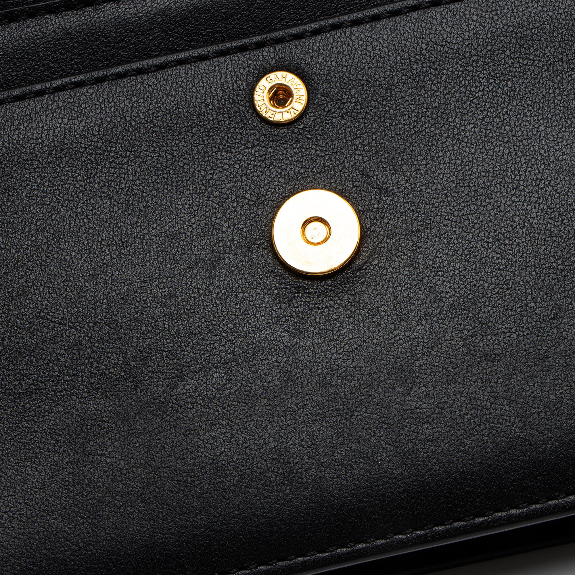 Valentino Leather Ribbon Vlogo Crossbody (SHF-JMXoCh)