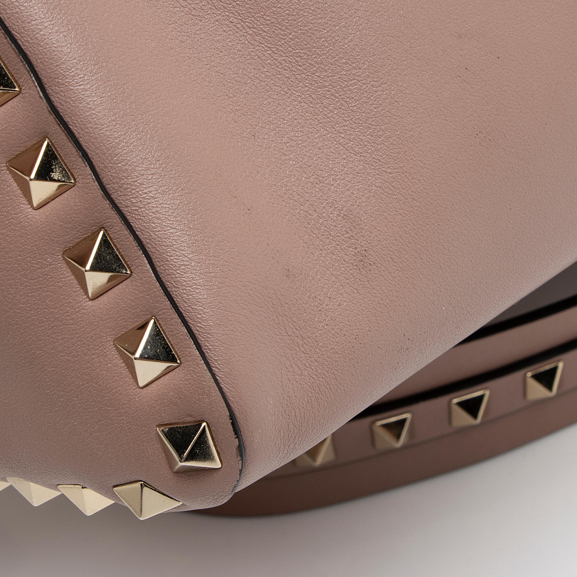 Valentino Leather Rockstud Convertible Shoulder Bag (SHF-TAm8sS)
