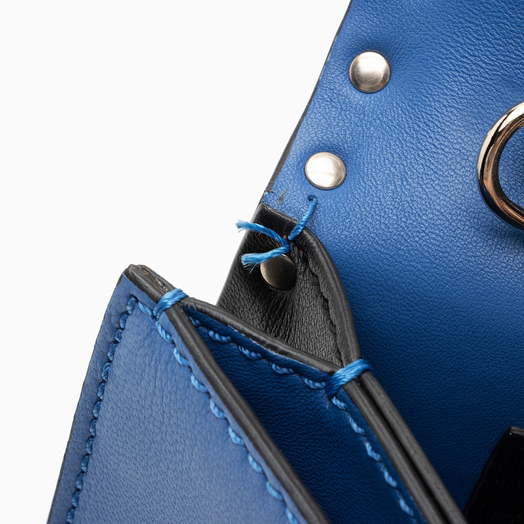 Valentino Nappa Leather Rockstud Clutch (SHF-OZj4Np)