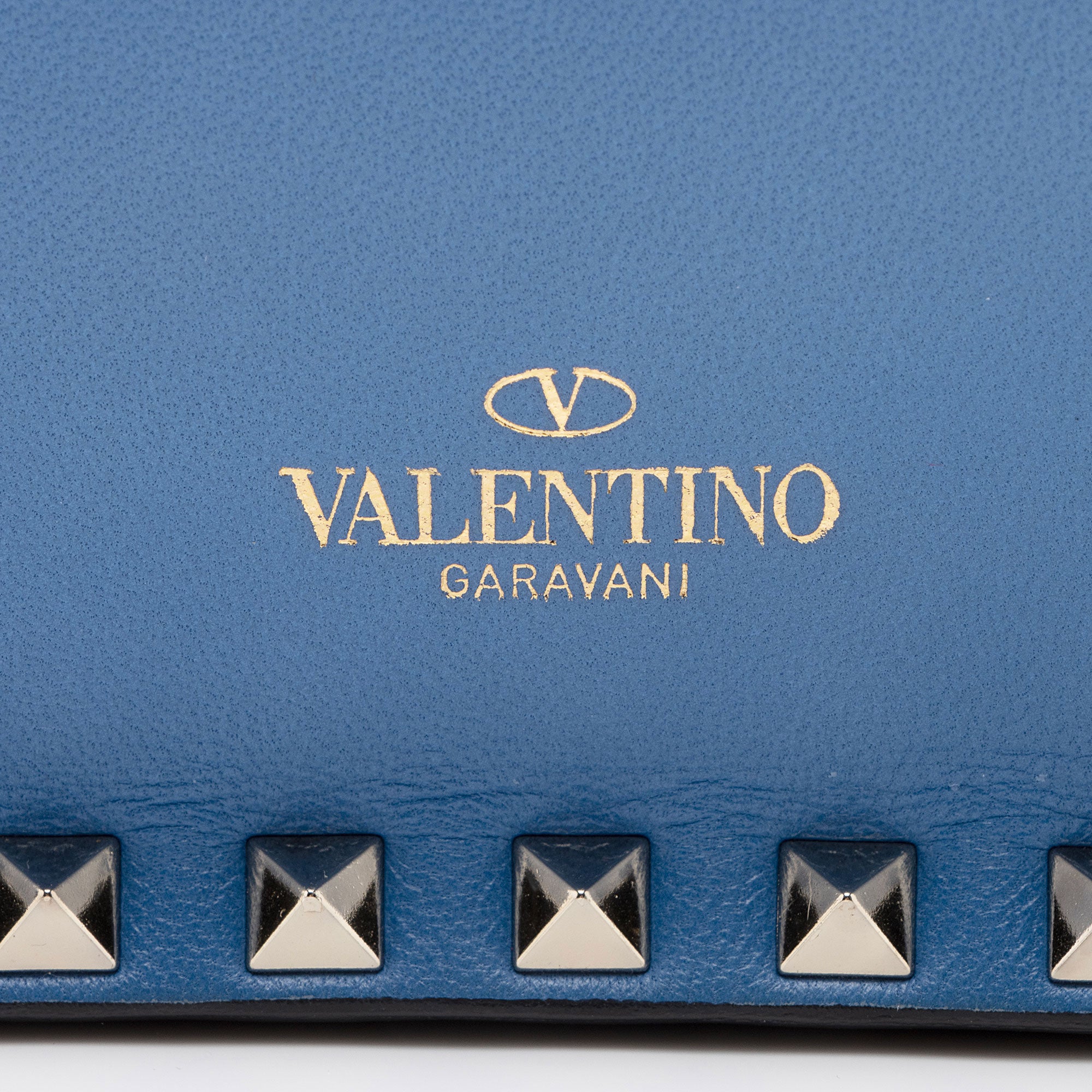 Valentino Nappa Leather Rockstud Clutch (SHF-OZj4Np)