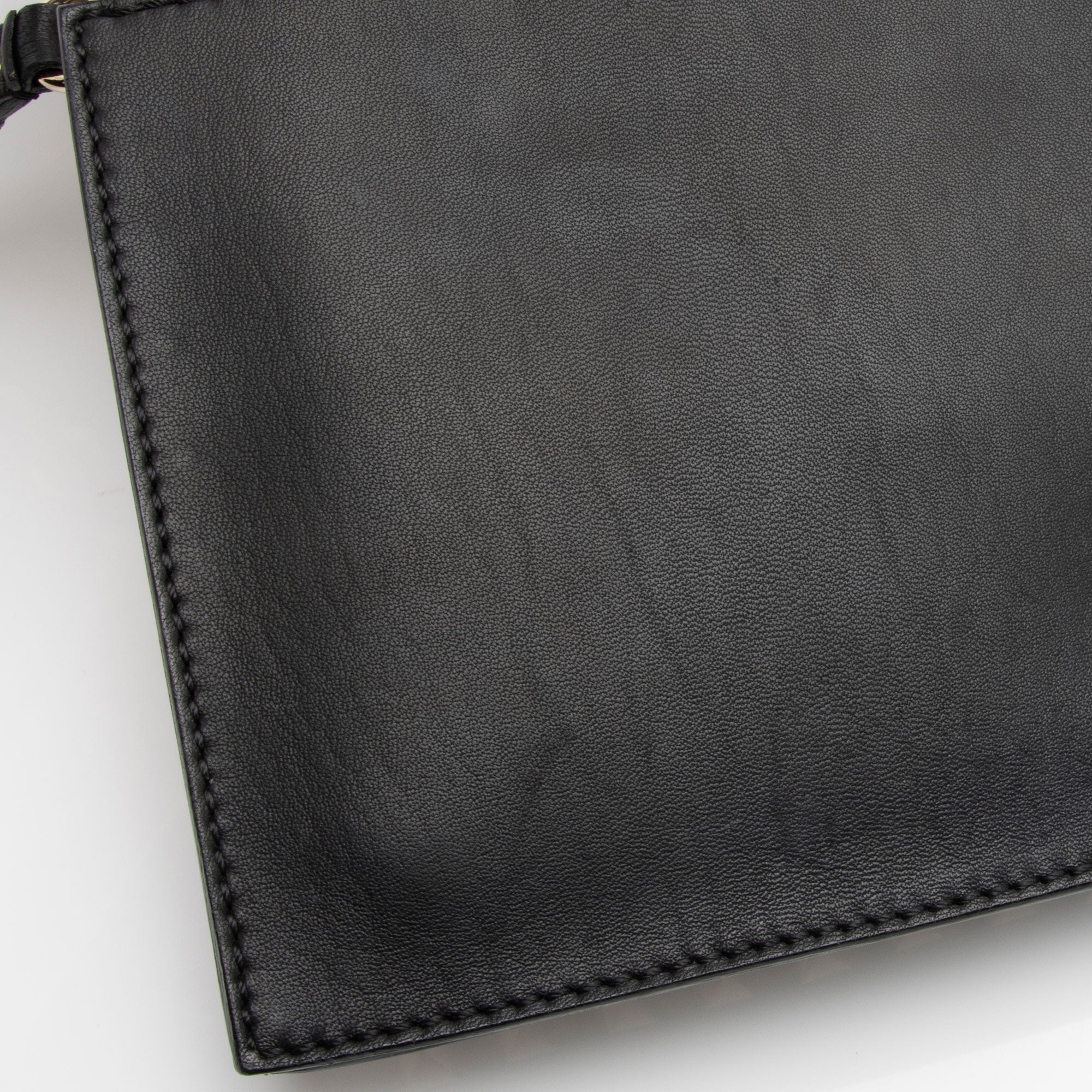 Valentino Nappa Leather Rockstud Clutch (SHF-RoJnJH)