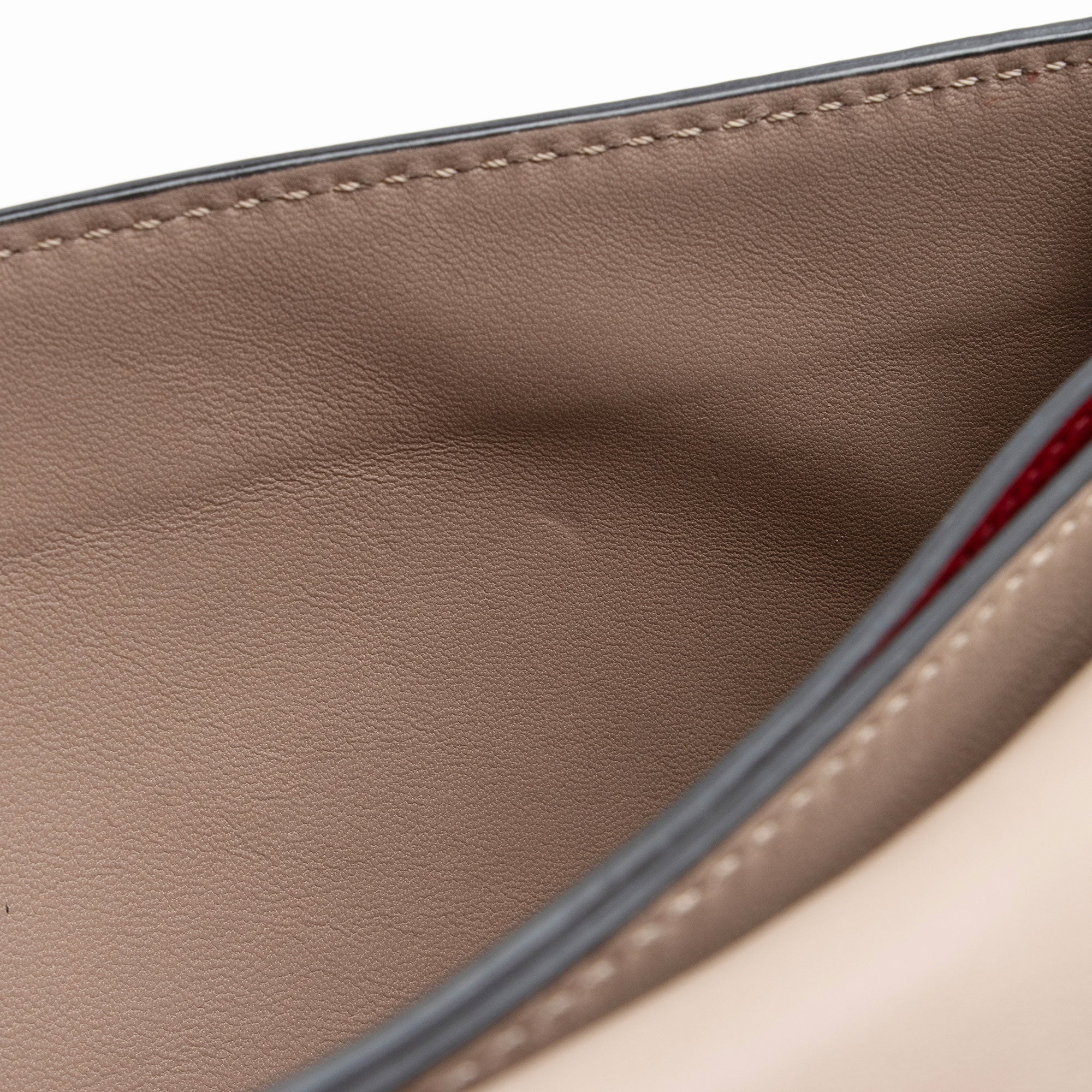 Valentino Nappa Leather Rockstud Clutch (SHF-wwXQKX)