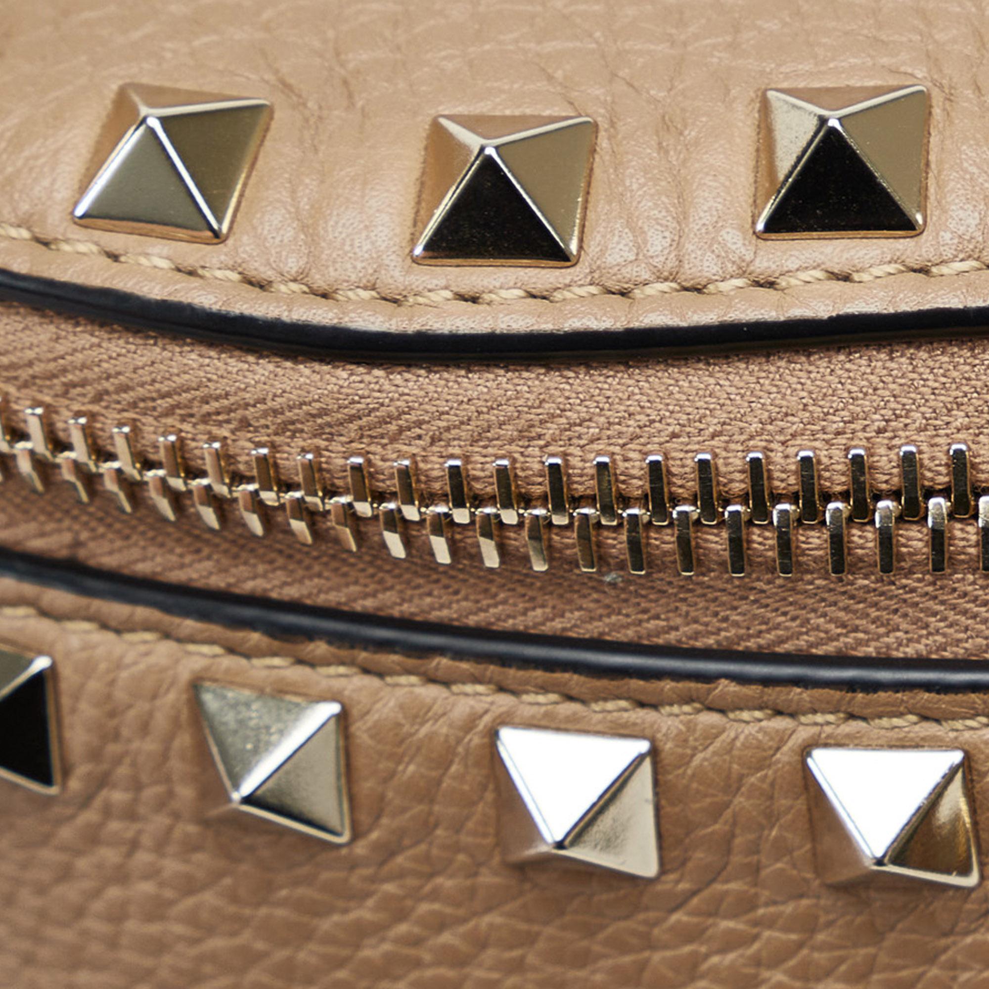 Valentino Rockstud Belt Bag (SHG-TtDlDp)
