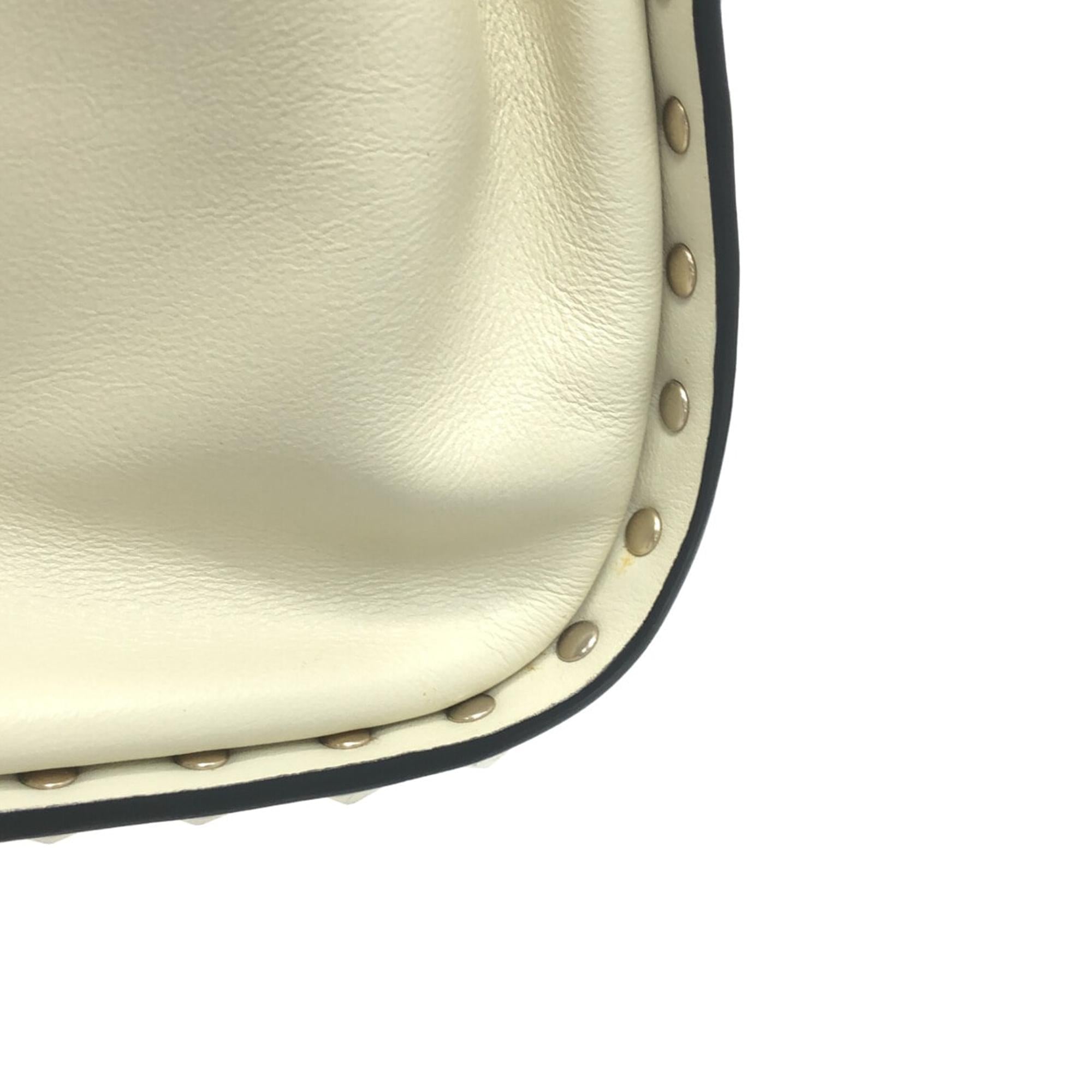 Valentino Rockstud Bucket (SHG-pkInPU)