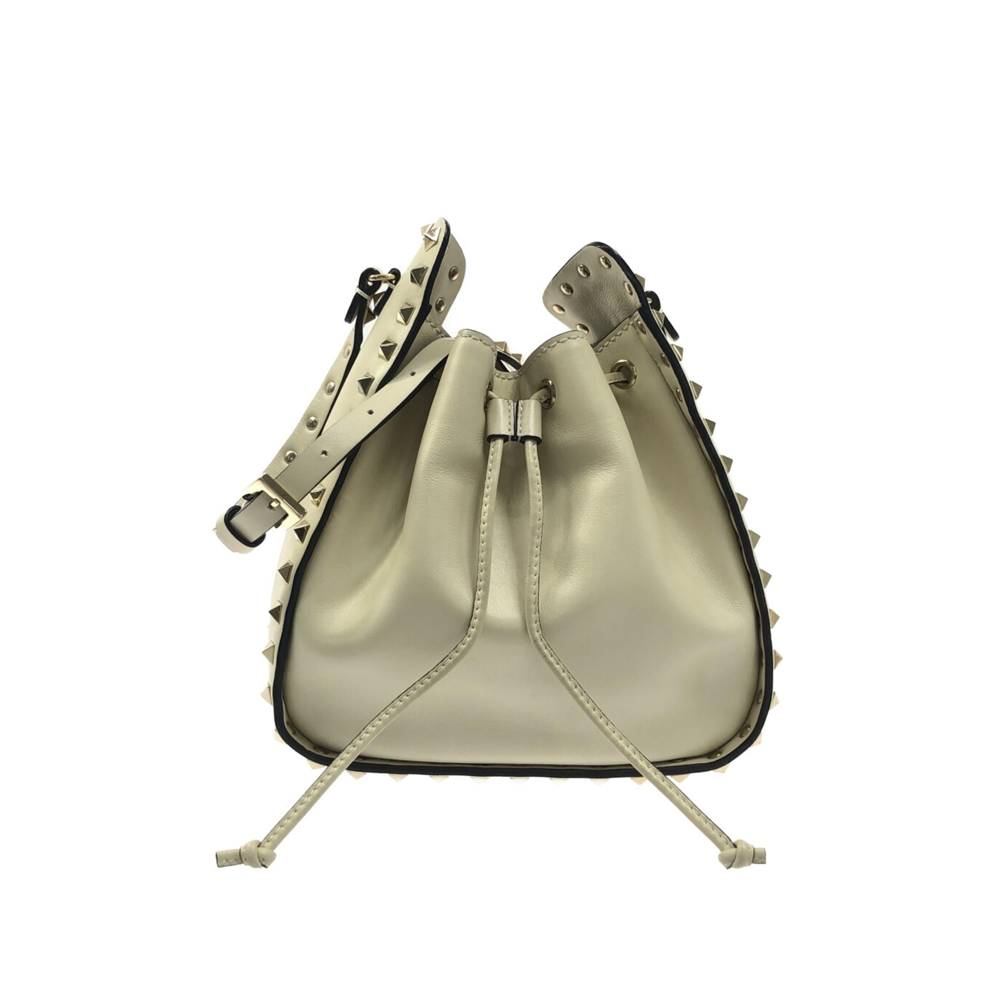 Valentino Rockstud Bucket (SHG-pkInPU)