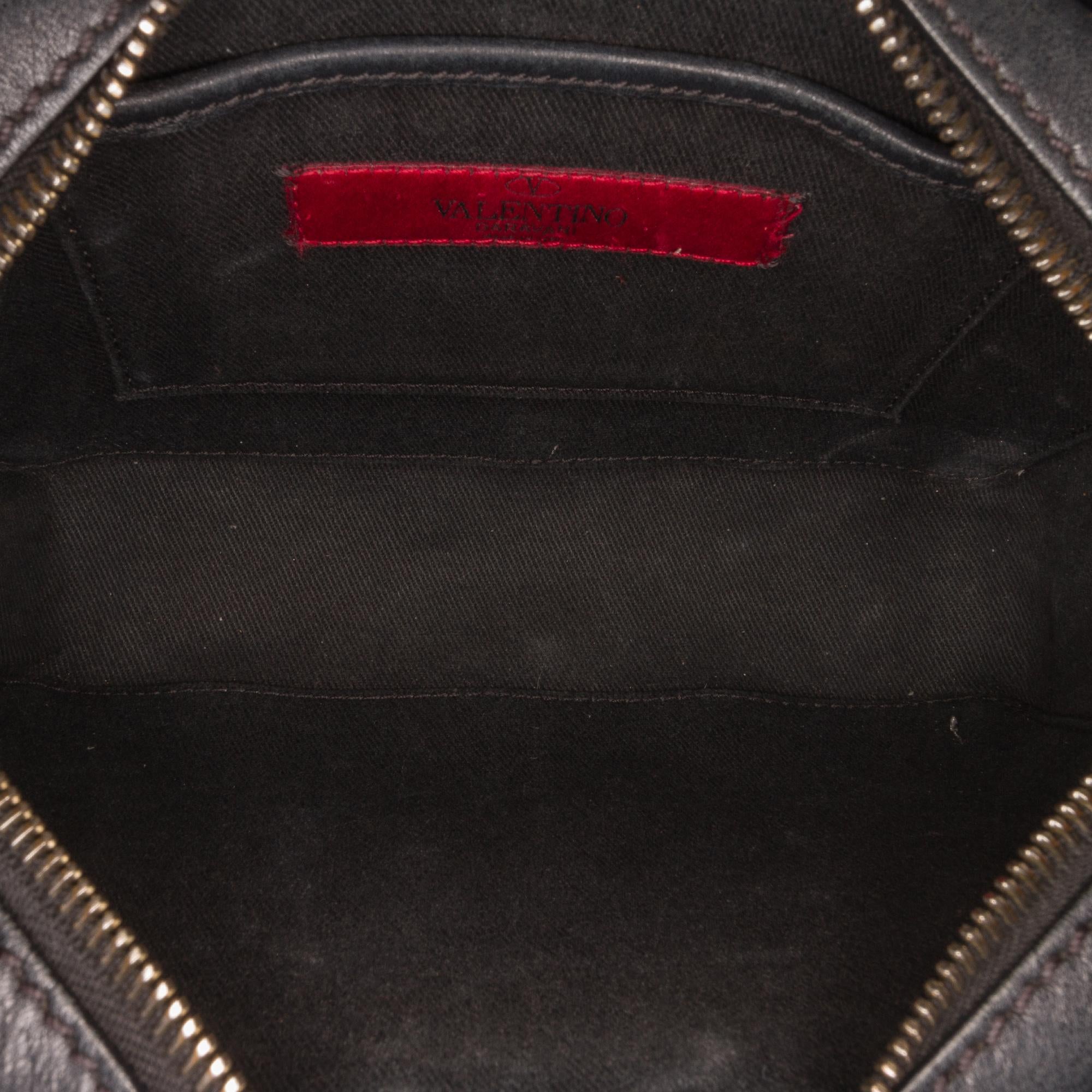 Valentino Rockstud Crossbody Bag (SHG-Oo277z)