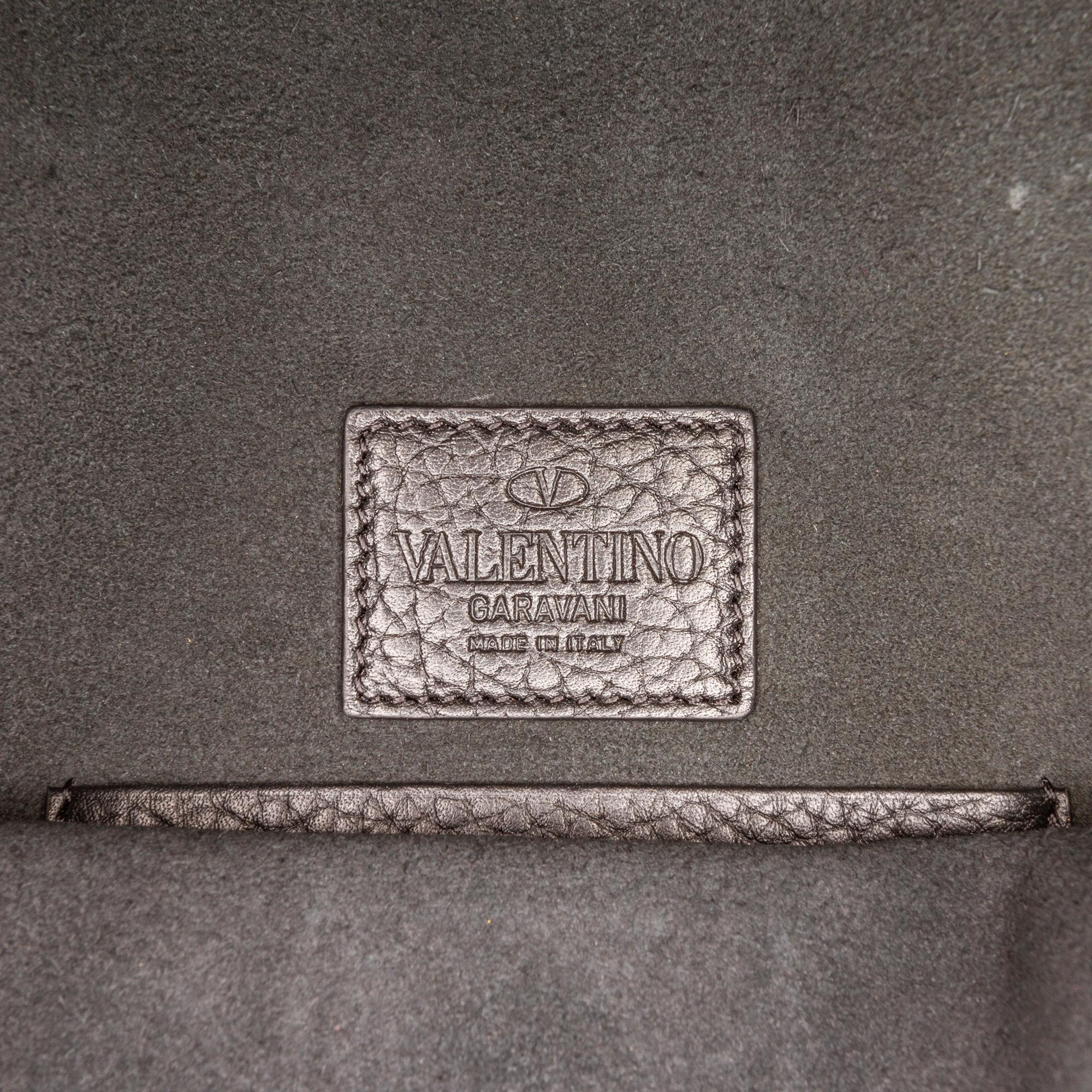 Valentino Rockstud Envelope Clutch (SHG-WRYlo8)