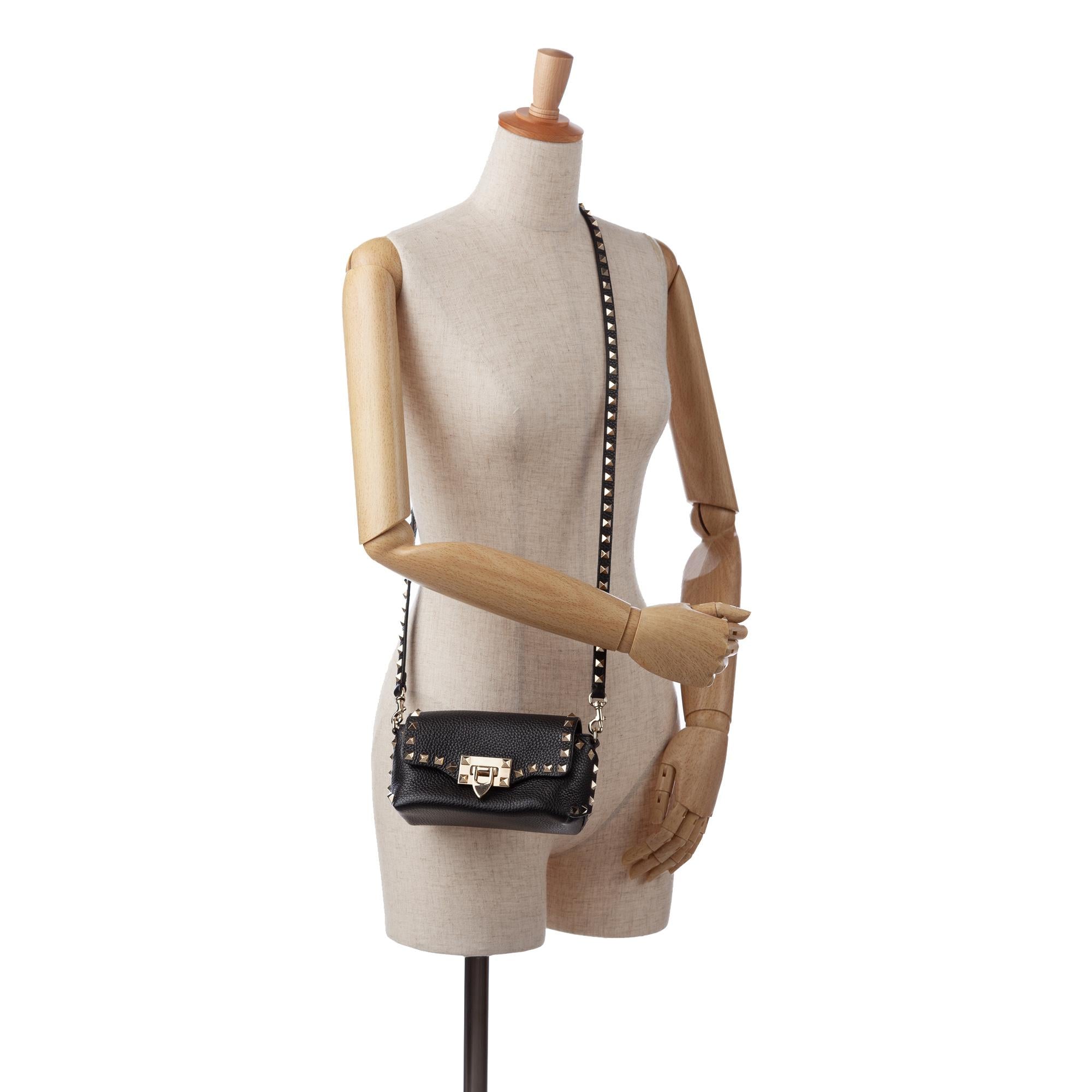 Valentino Rockstud Flap Crossbody Bag (SHG-ooMvFm)