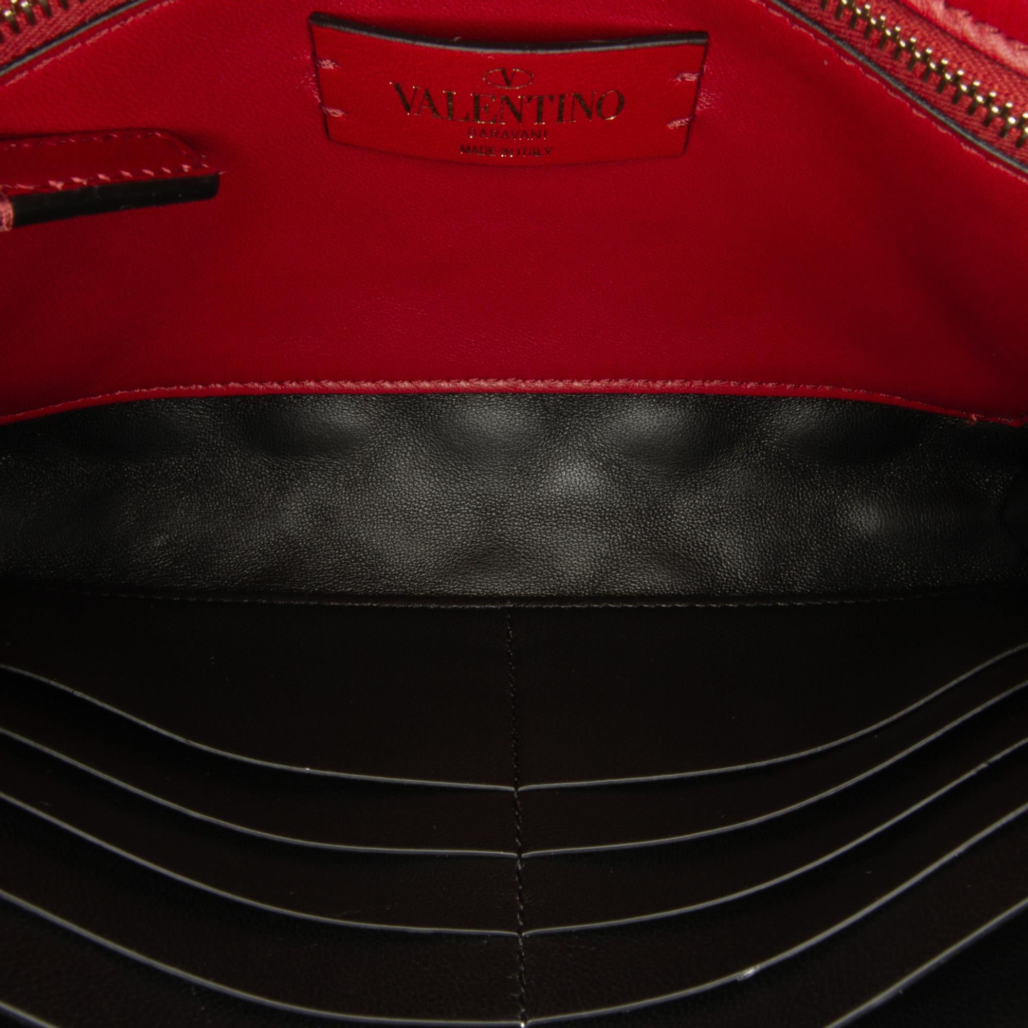 Valentino Rockstud Spike Wallet On Chain (SHG-5gYK4K)