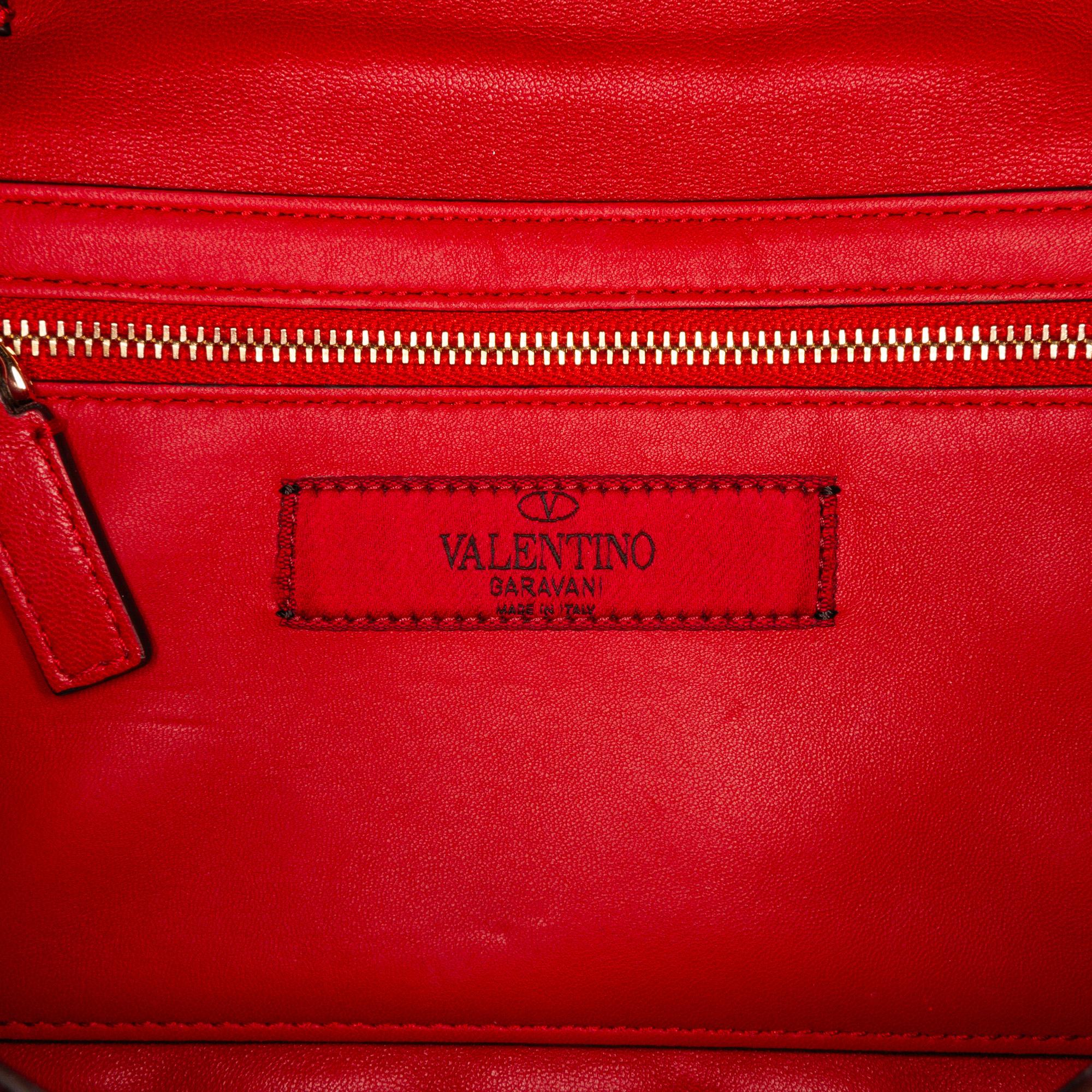 Valentino Rockstud Spike Wallet on Chain (SHG-d2Jbja)