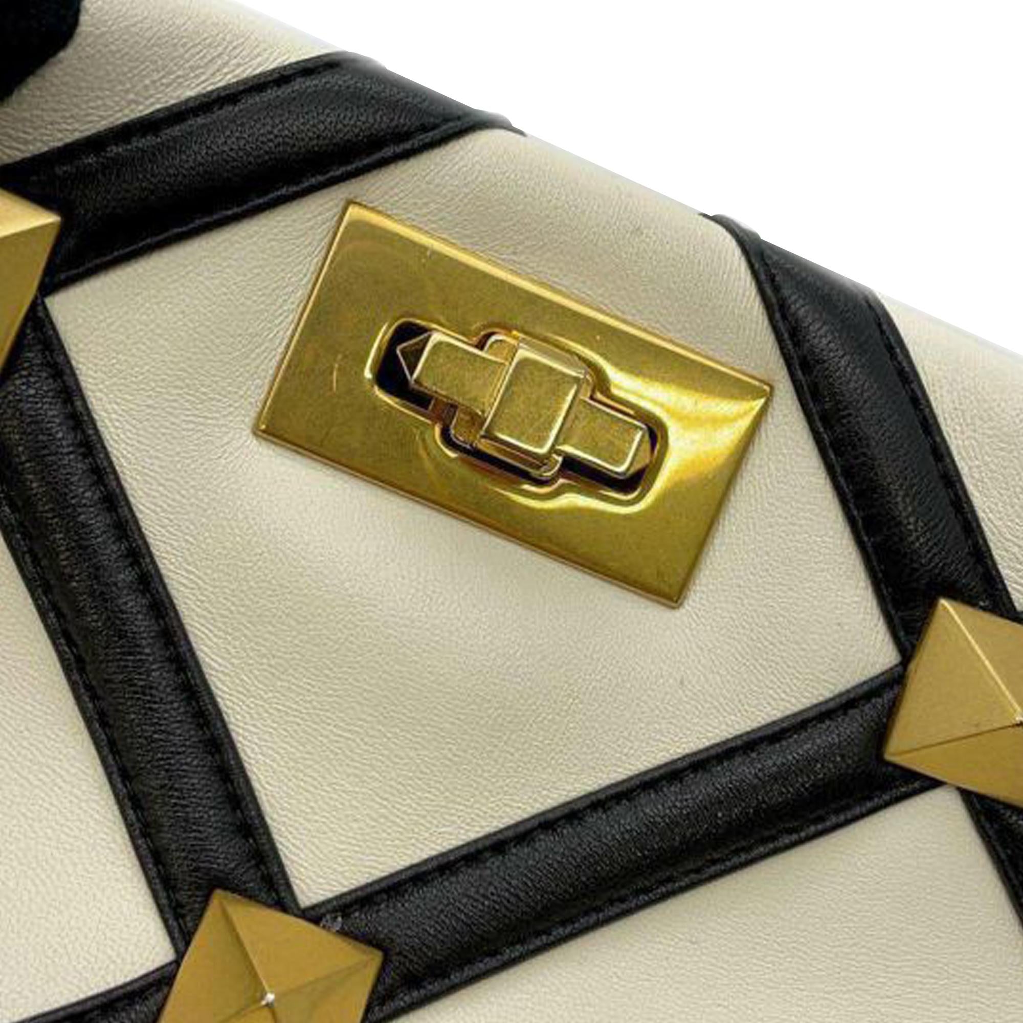Valentino Roman Stud Satchel (SHG-XnmL16)