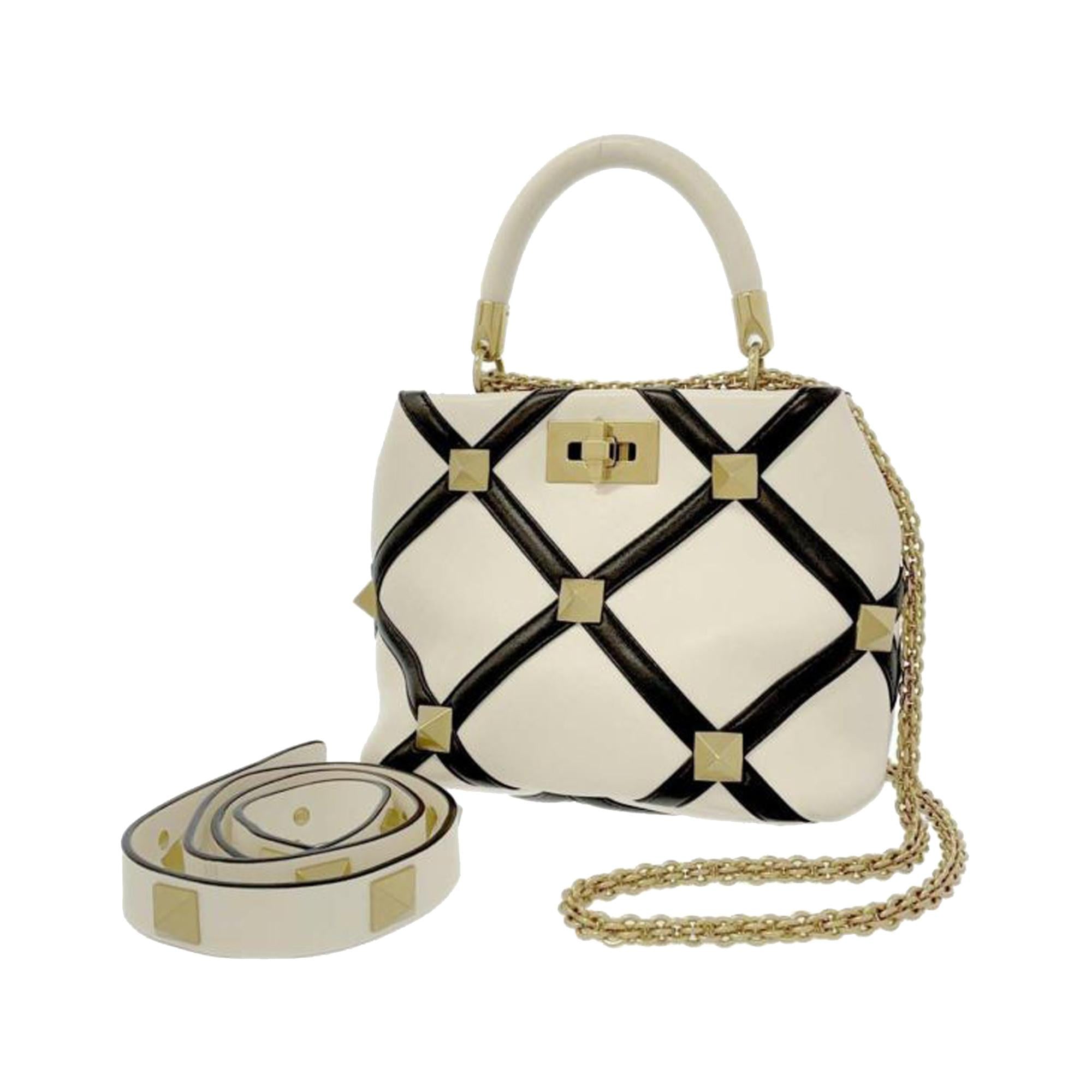 Valentino Roman Stud Satchel (SHG-XnmL16)