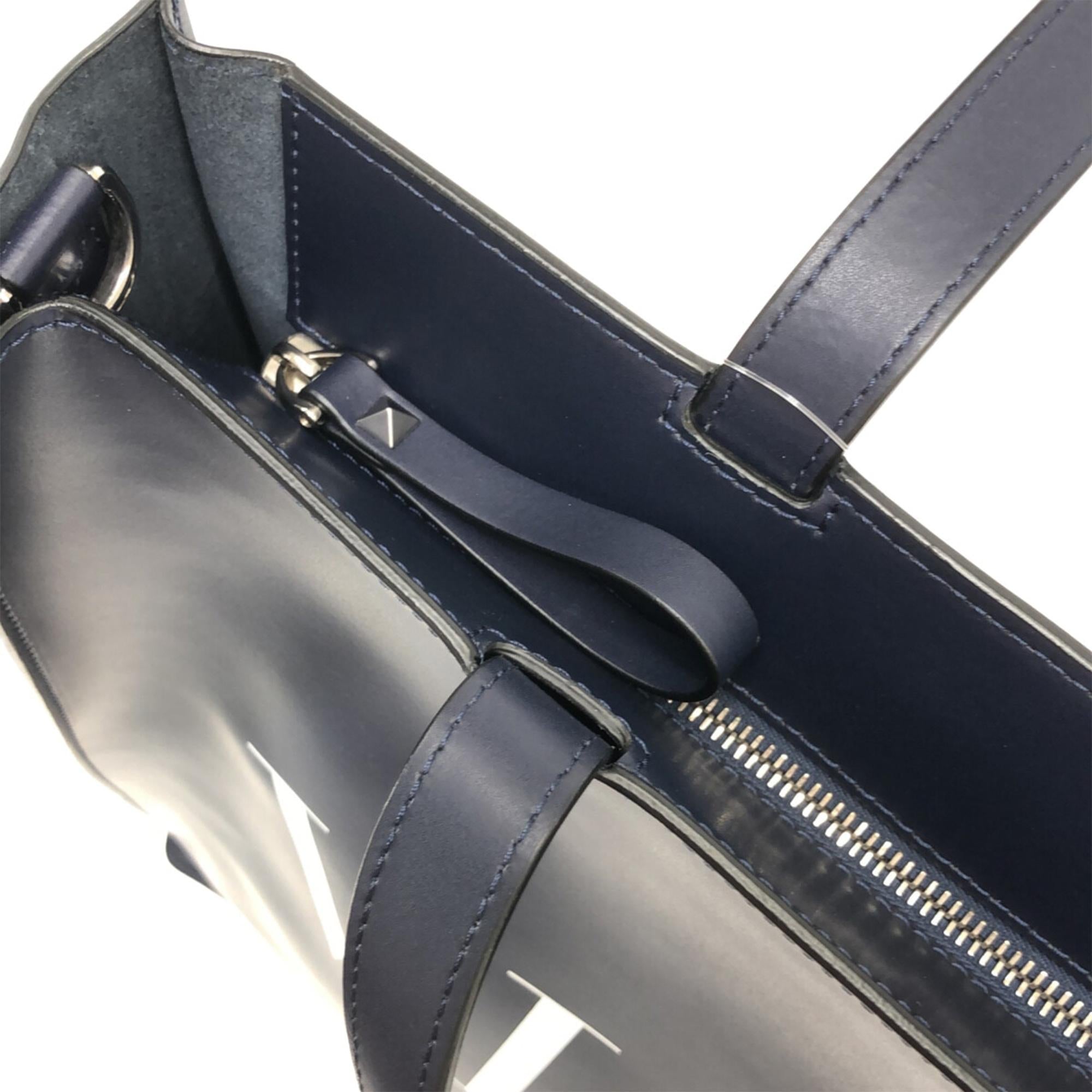 Valentino VLTN Leather Satchel (SHG-6zLi7k)