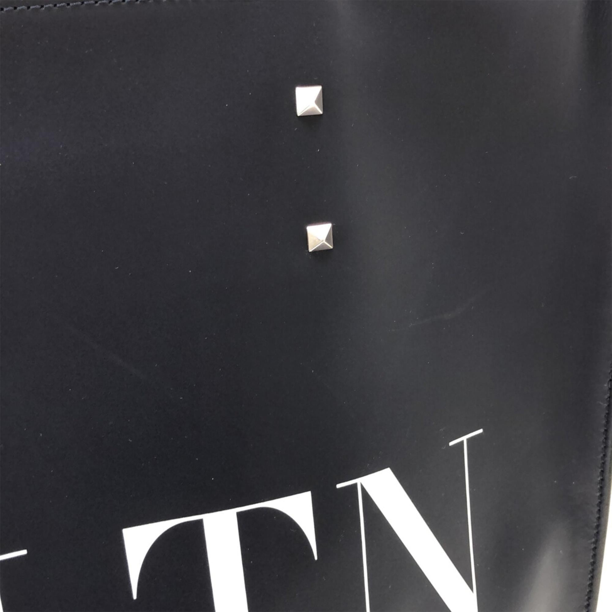 Valentino VLTN Leather Satchel (SHG-6zLi7k)