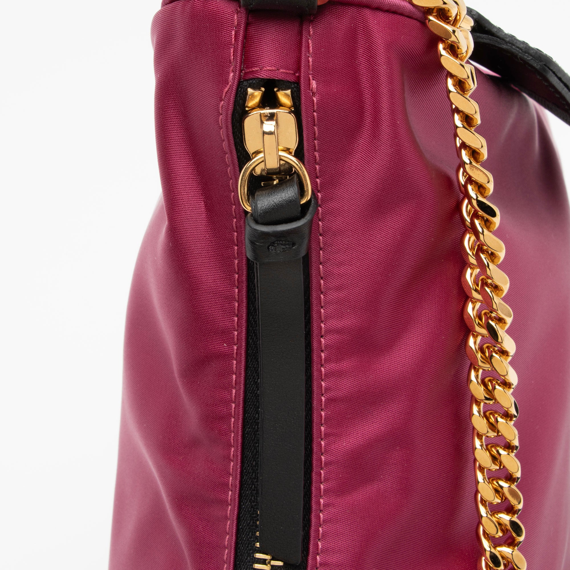 Versace Nylon Medusa Tribute Chain Crossbody (SHF-g5U45x)