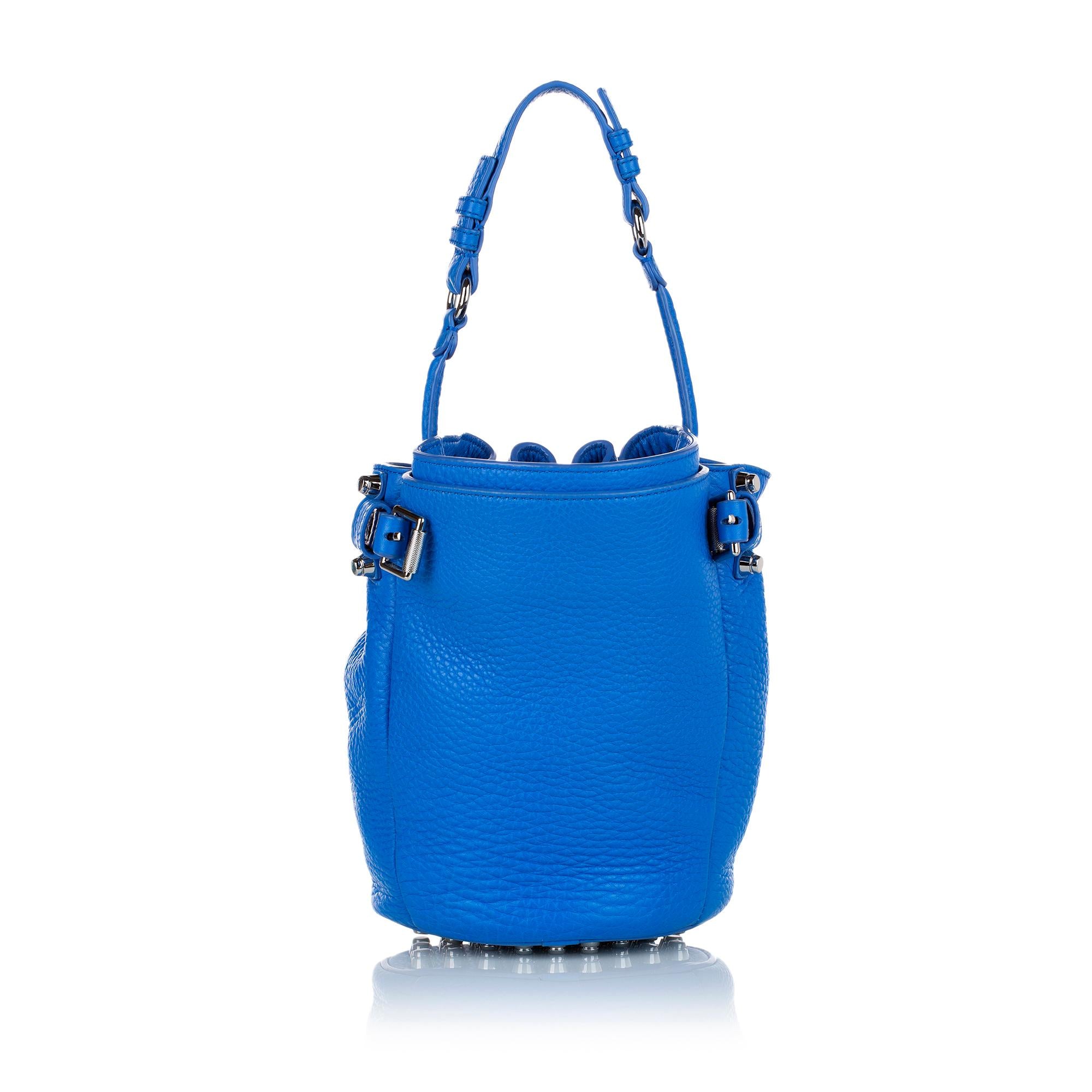 Alexander Wang Diego Leather Bucket Bag (SHG-23349)