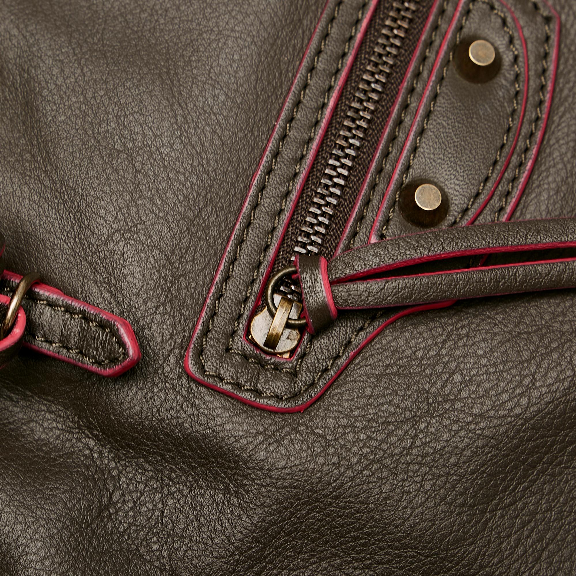 Balenciaga Papier A4 Leather Zip-Around Tote (SHG-26450)