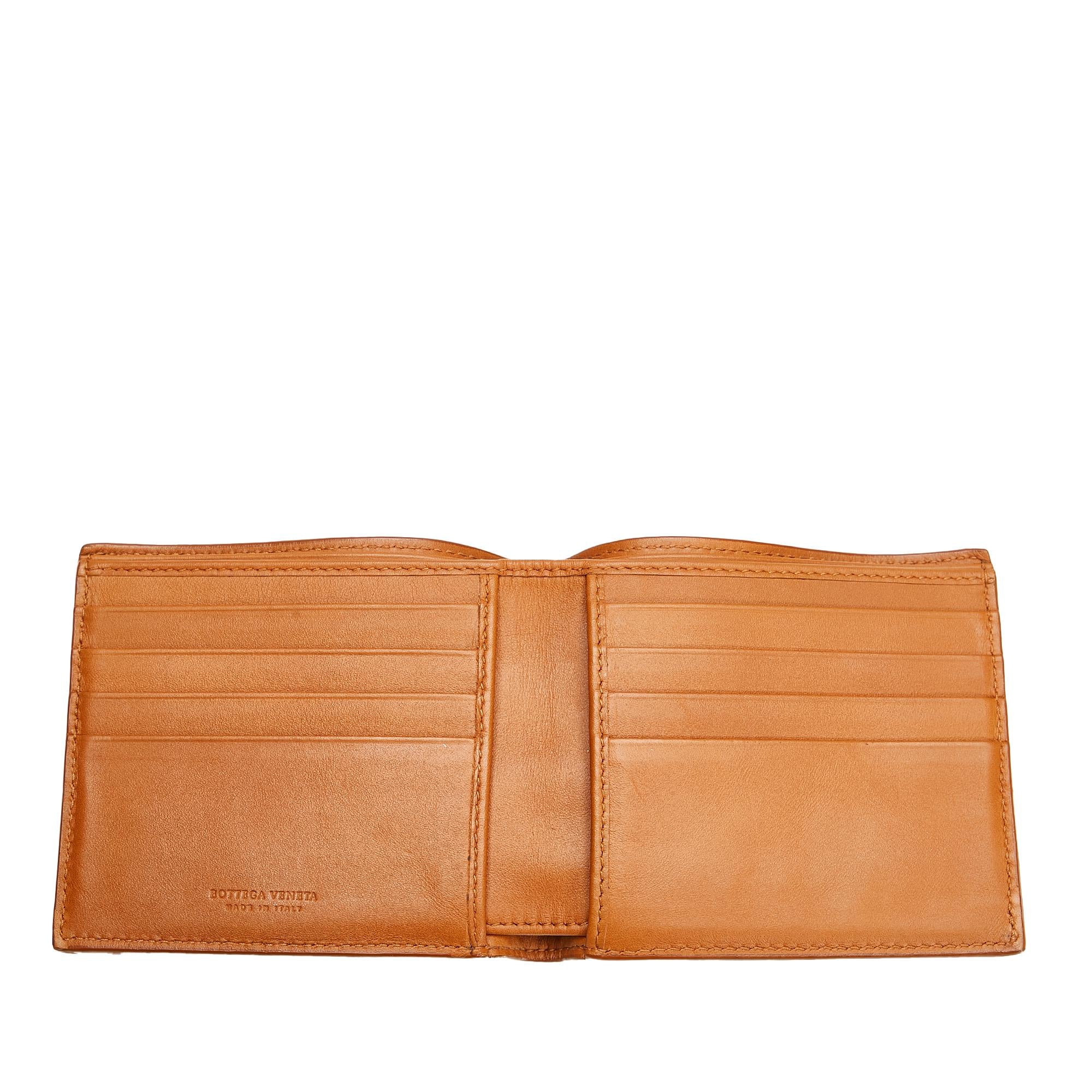 Bottega Veneta Intrecciato Bi-fold Wallet (SHG-37795)