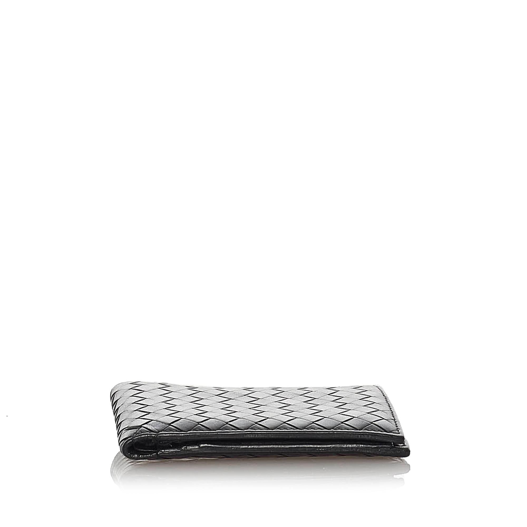 Bottega Veneta Intrecciato Bifold Leather Wallet (SHG-28259)