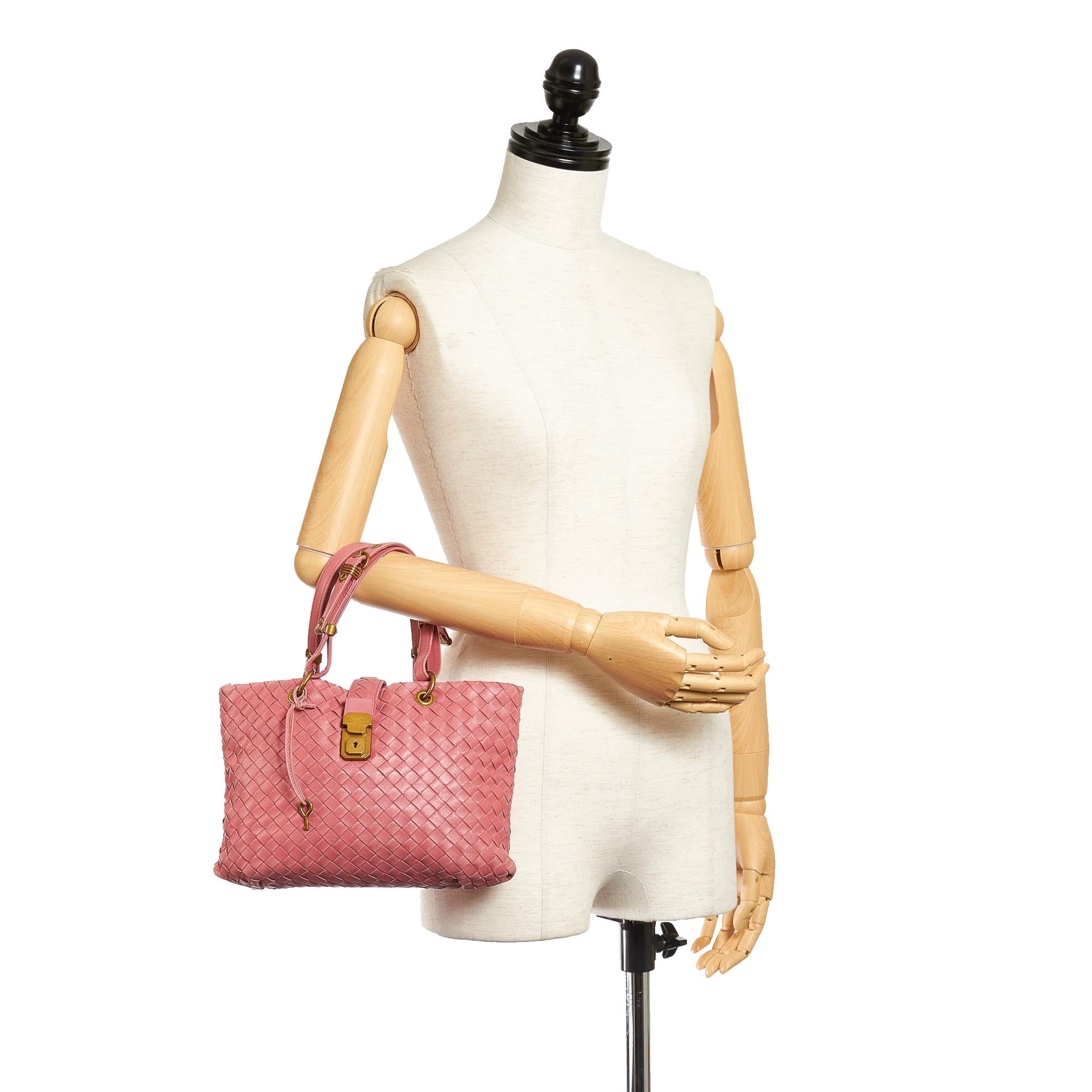 Bottega Veneta Intrecciato Capri Handbag (SHG-28012)