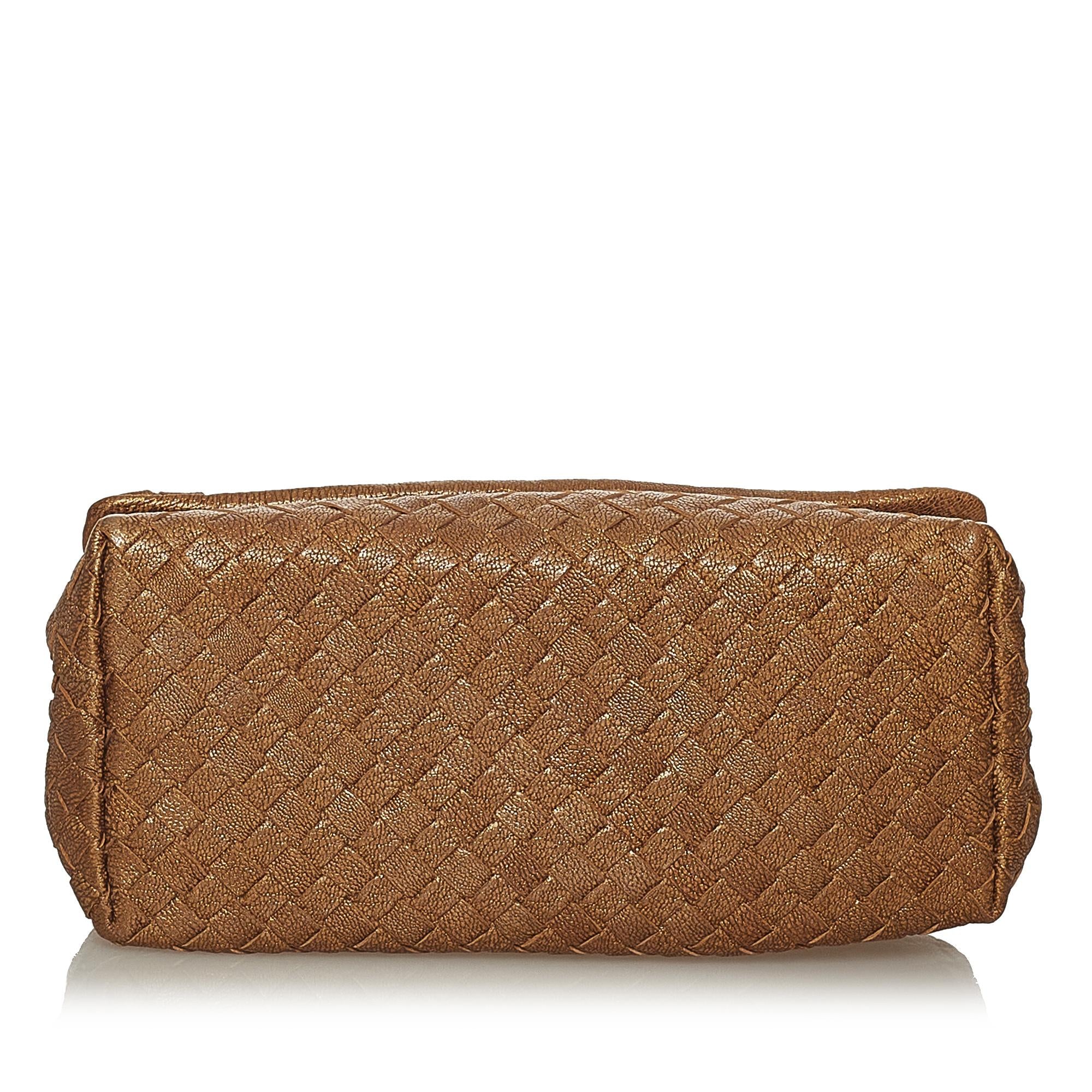 Bottega Veneta Intrecciato Leather Clutch Bag (SHG-29074)