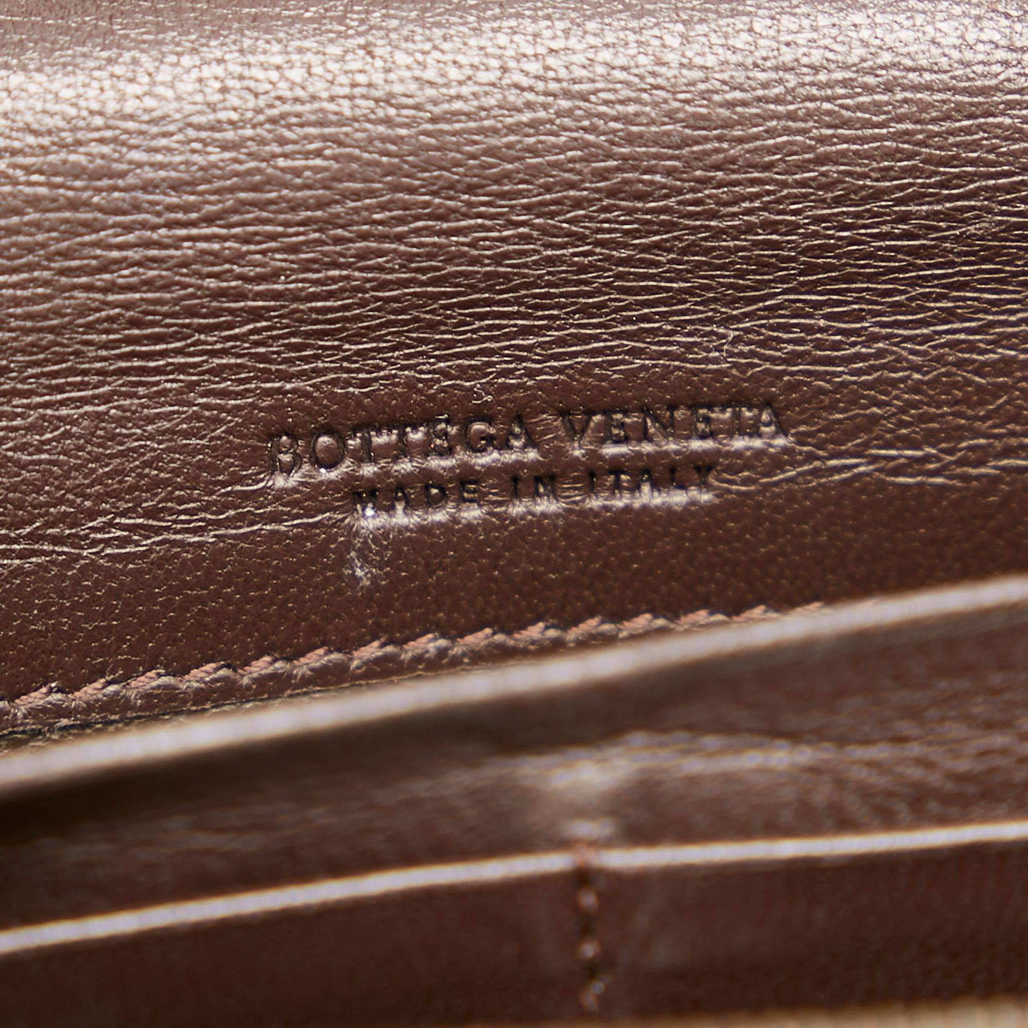 Bottega Veneta Intrecciato Leather Long Wallet (SHG-25197)