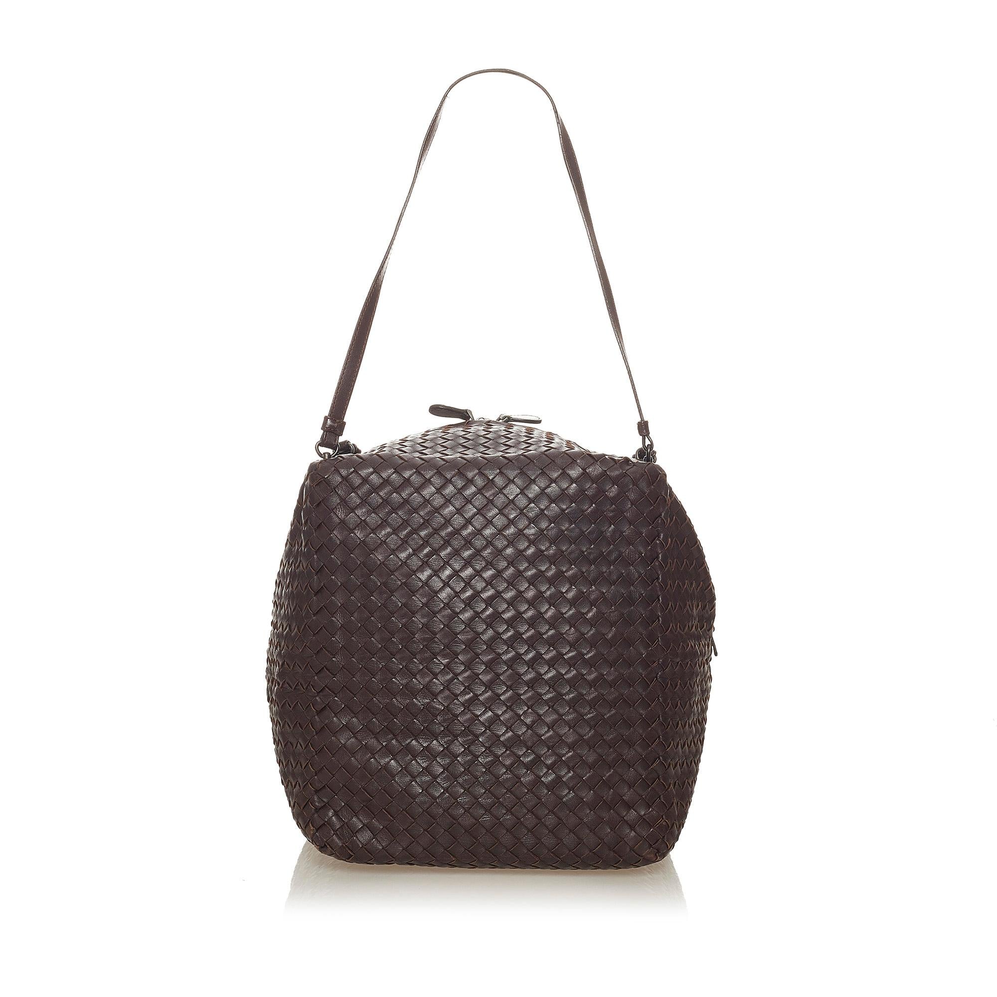 Bottega Veneta Intrecciato Leather Shoulder Bag (SHG-27651)