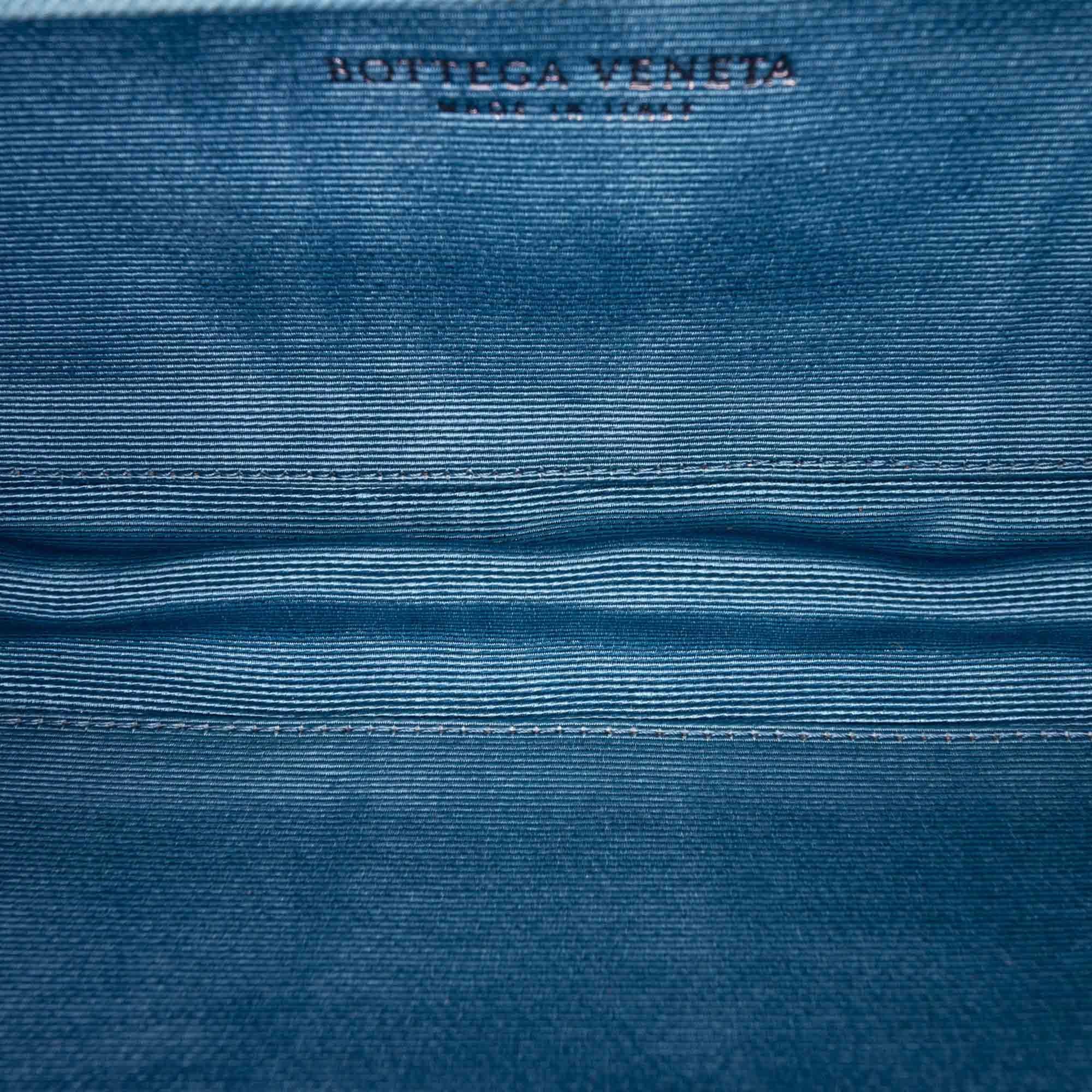 Bottega Veneta Knot Silk Clutch Bag (SHG-22721)