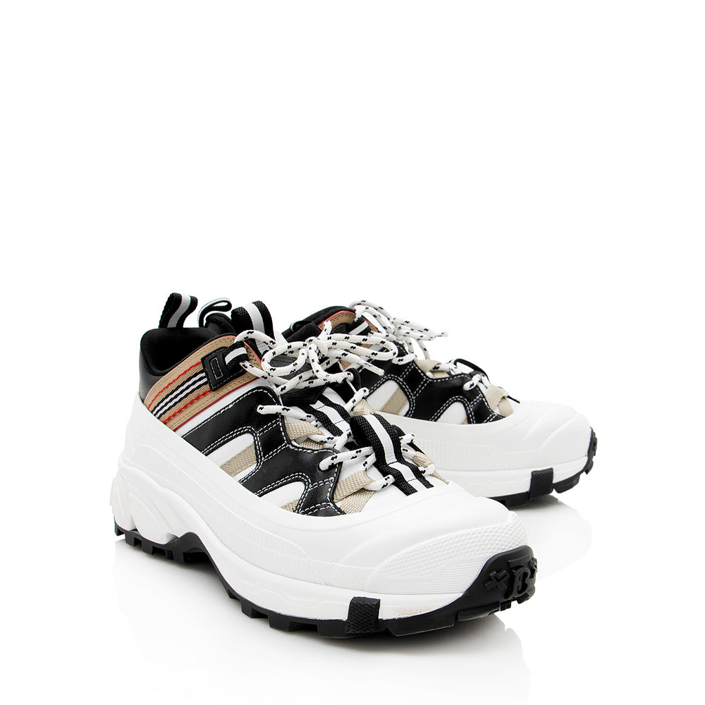Burberry Arthur Low-Top Sneakers - Size 8 / 38 (SHF-19079)