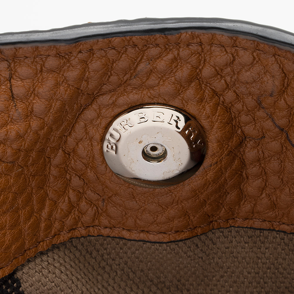 Burberry Calfskin House Check Maidstone Medium Shoulder Bag (SHF-21993)