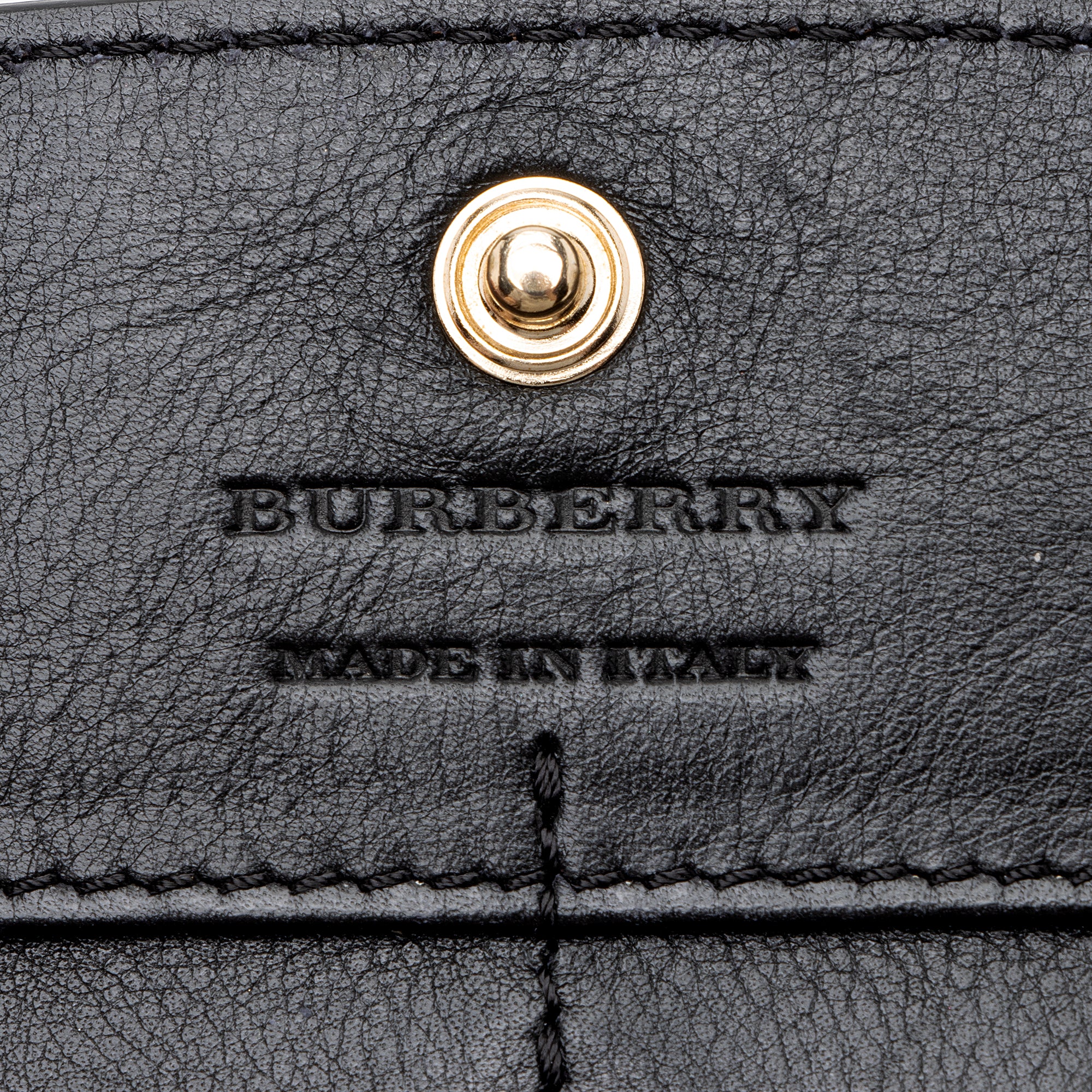 Burberry House Check Continental Wallet (SHF-22898)