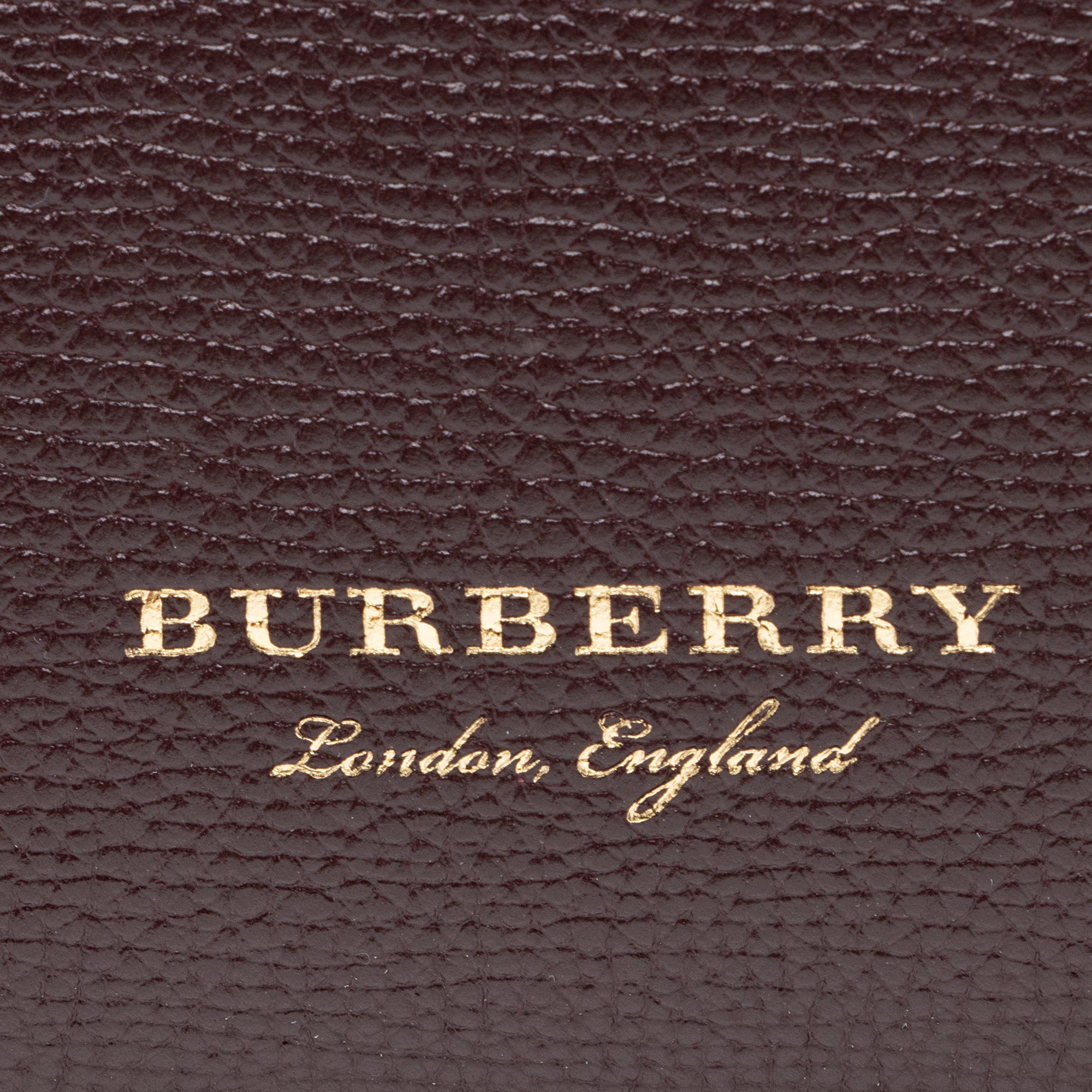 Burberry House Check Leather Banner Medium Tote (SHF-23800)