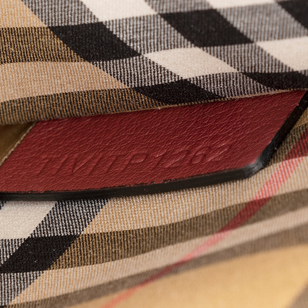 Burberry Leather Crest Grommet Detail Tote (SHF-20382)