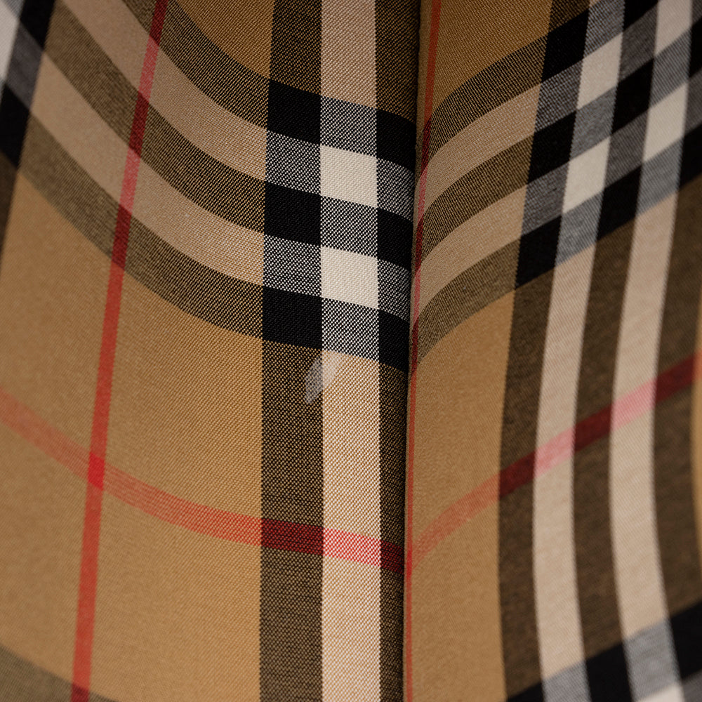 Burberry Leather Crest Grommet Detail Tote (SHF-20382)